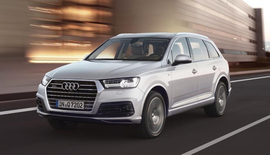 q7-speeding-suv