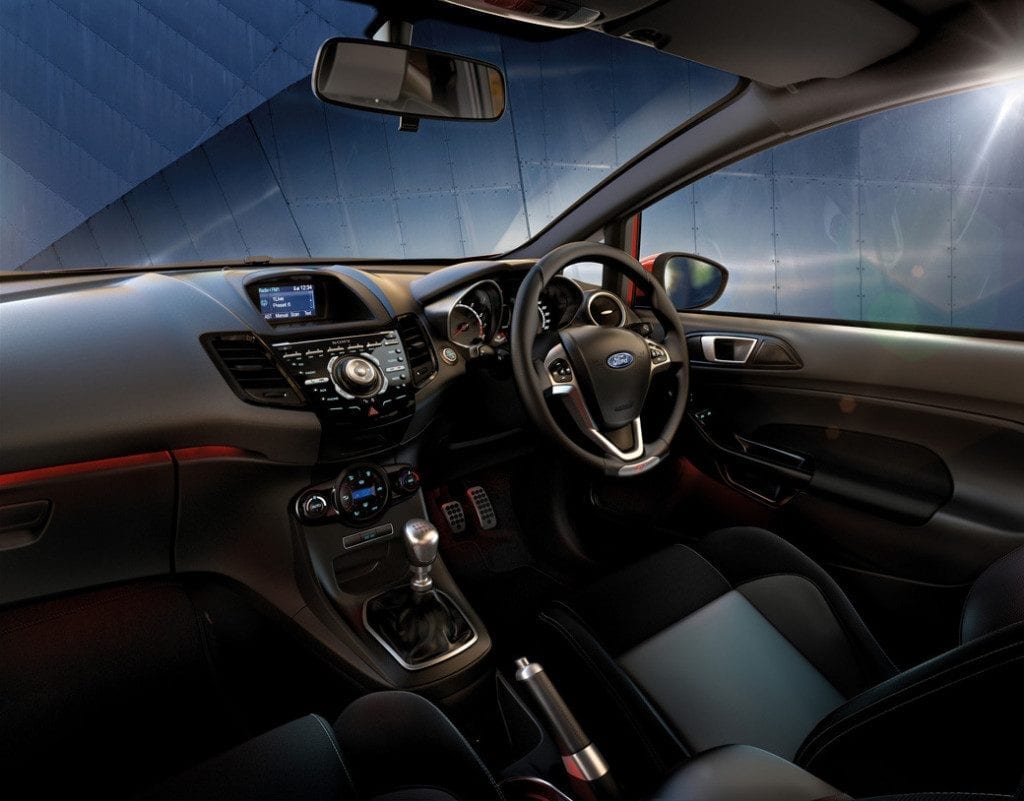 fiesta-st-interior-1024x801