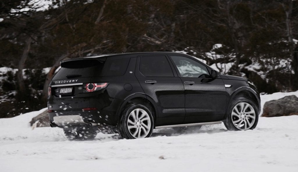 land-rover-discovery-sport-sd4-hse-side