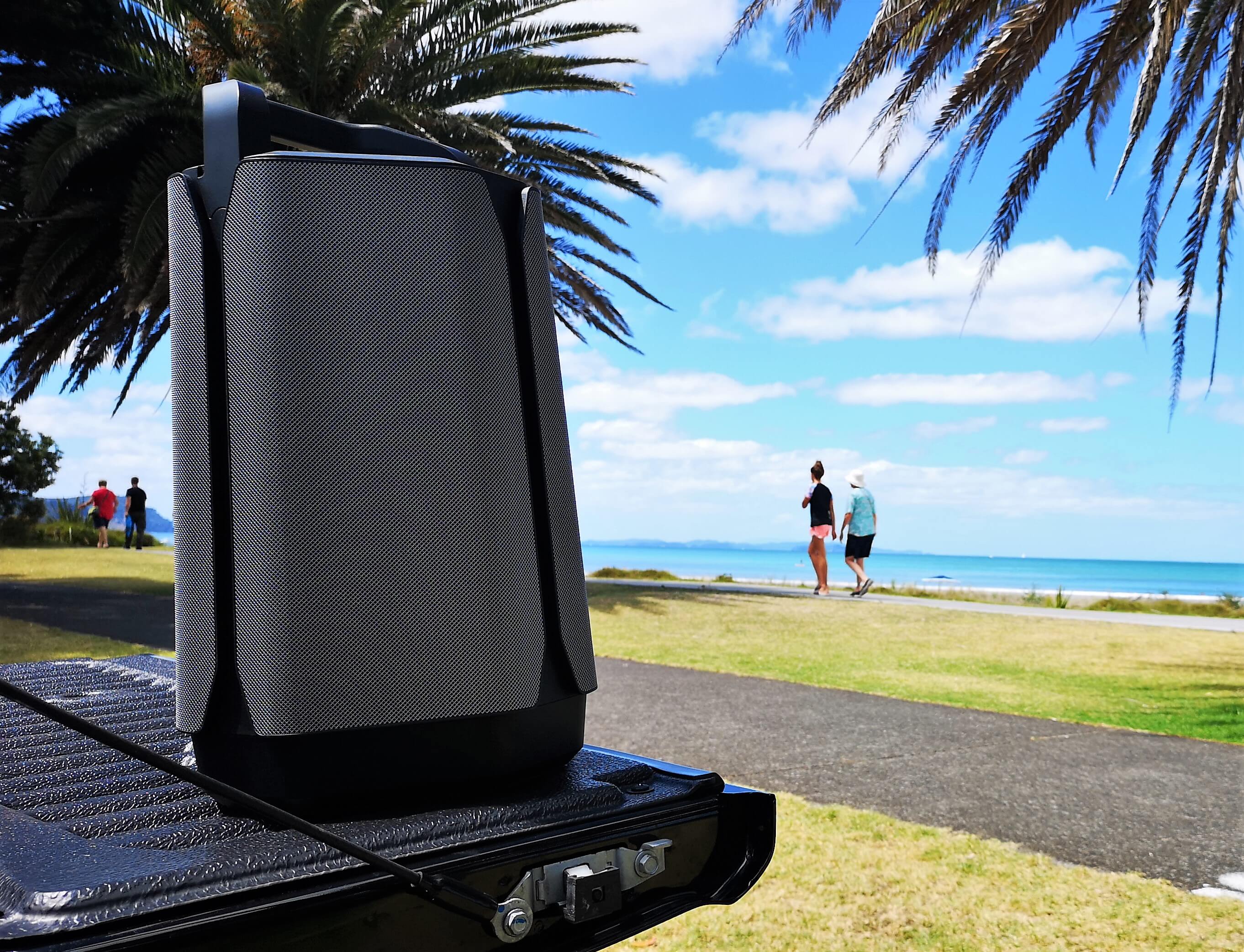 Soundcast VG7 with Mercedes X-Class