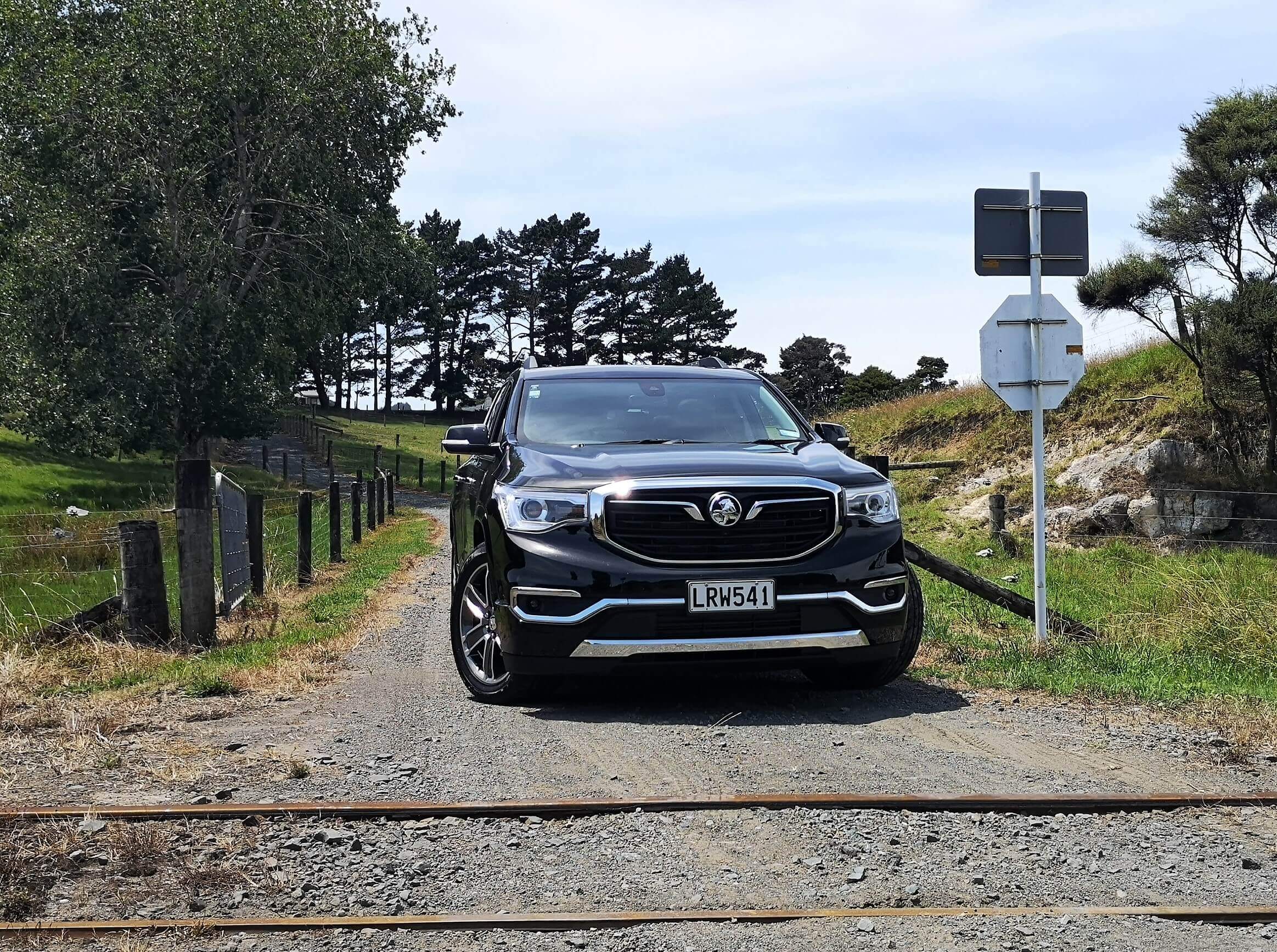 Holden Acadia LTZ-V New Zealand