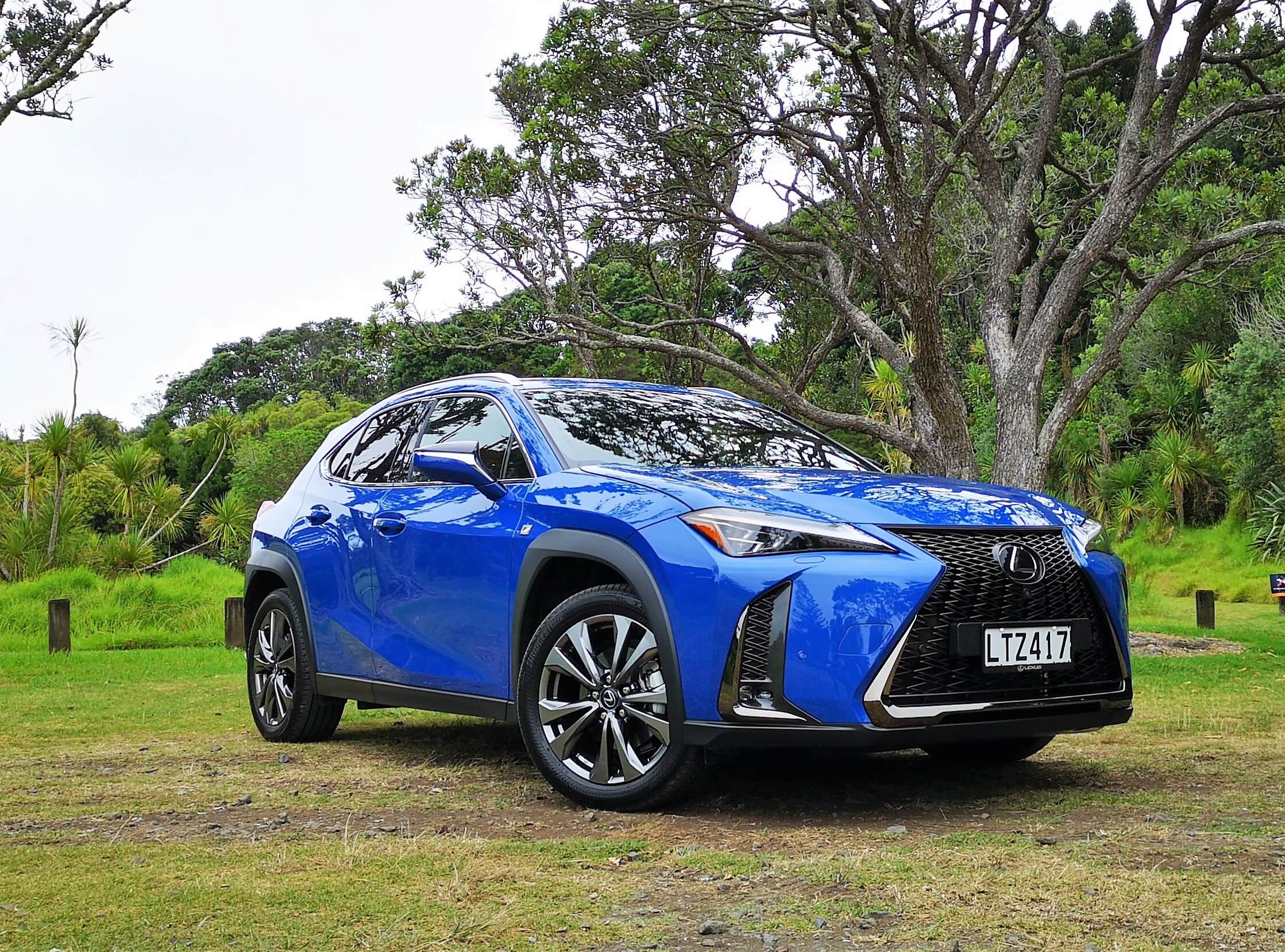 Lexus UX 200 F-Sport