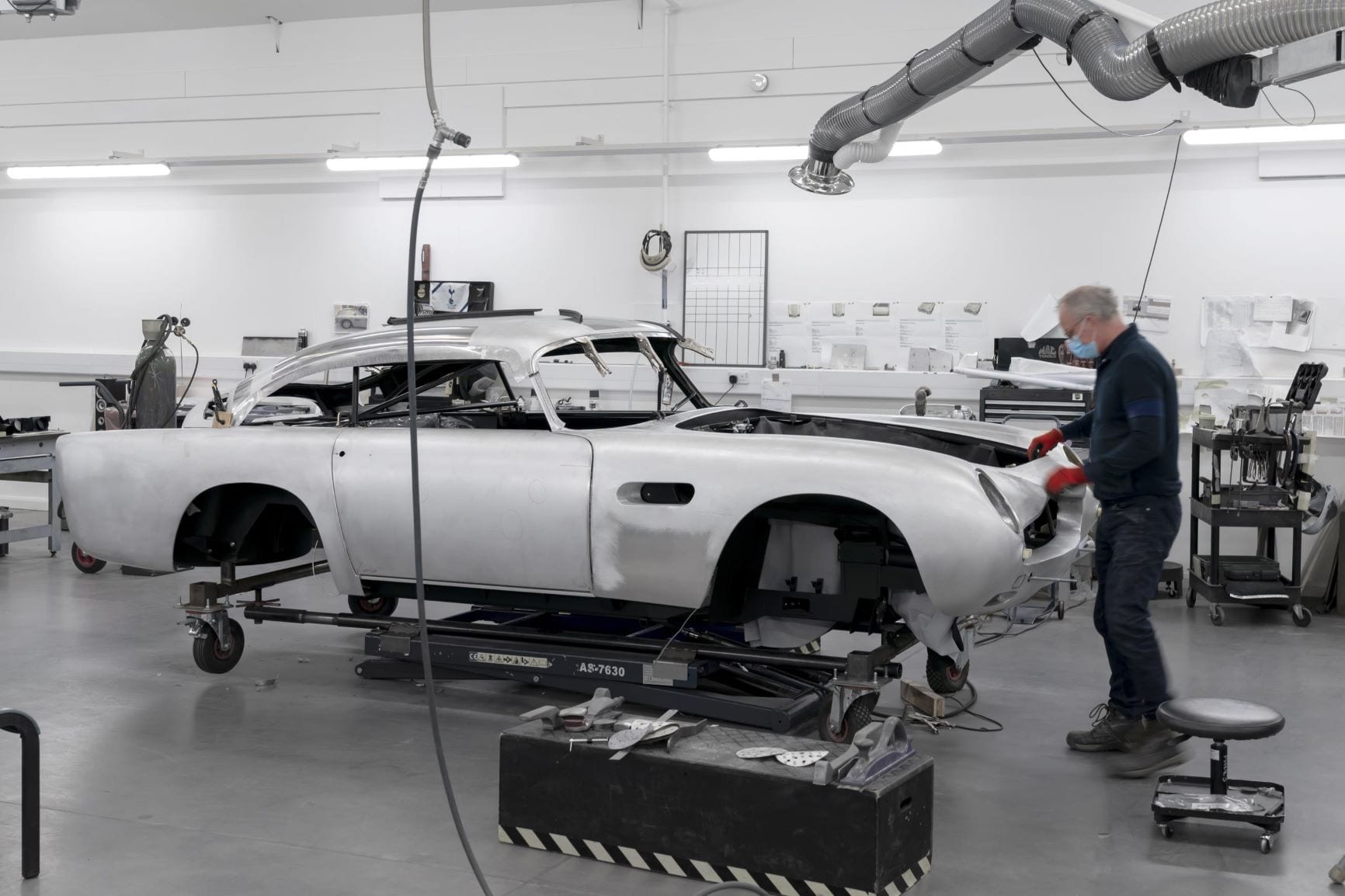 Aston Martin DB5 Goldfinger Continuation