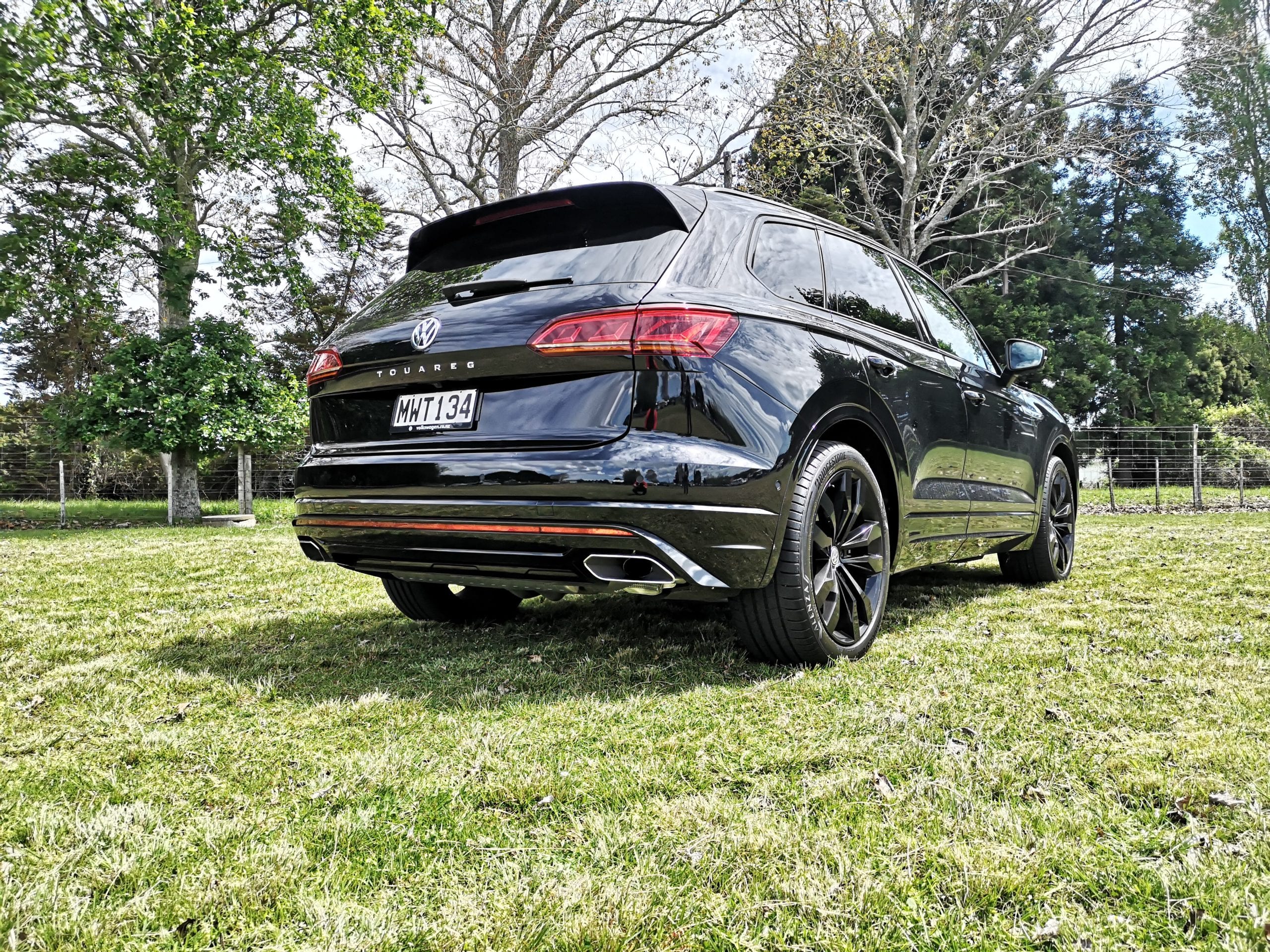 VW Touareg V8 R-line review NZ