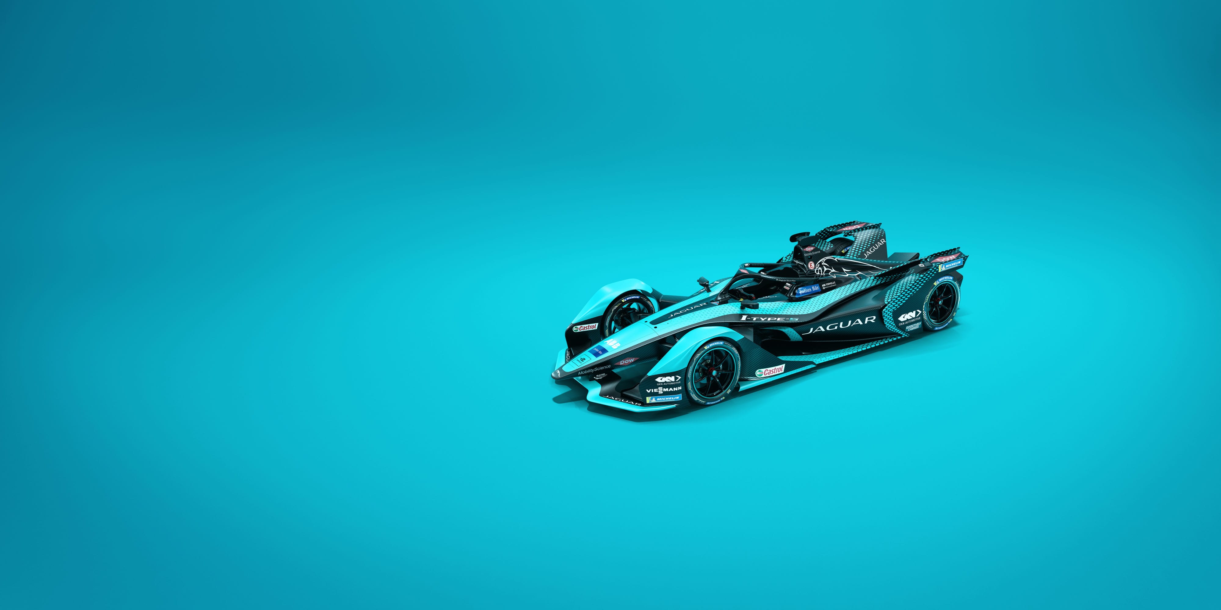 Jaguar I-TYPE 5