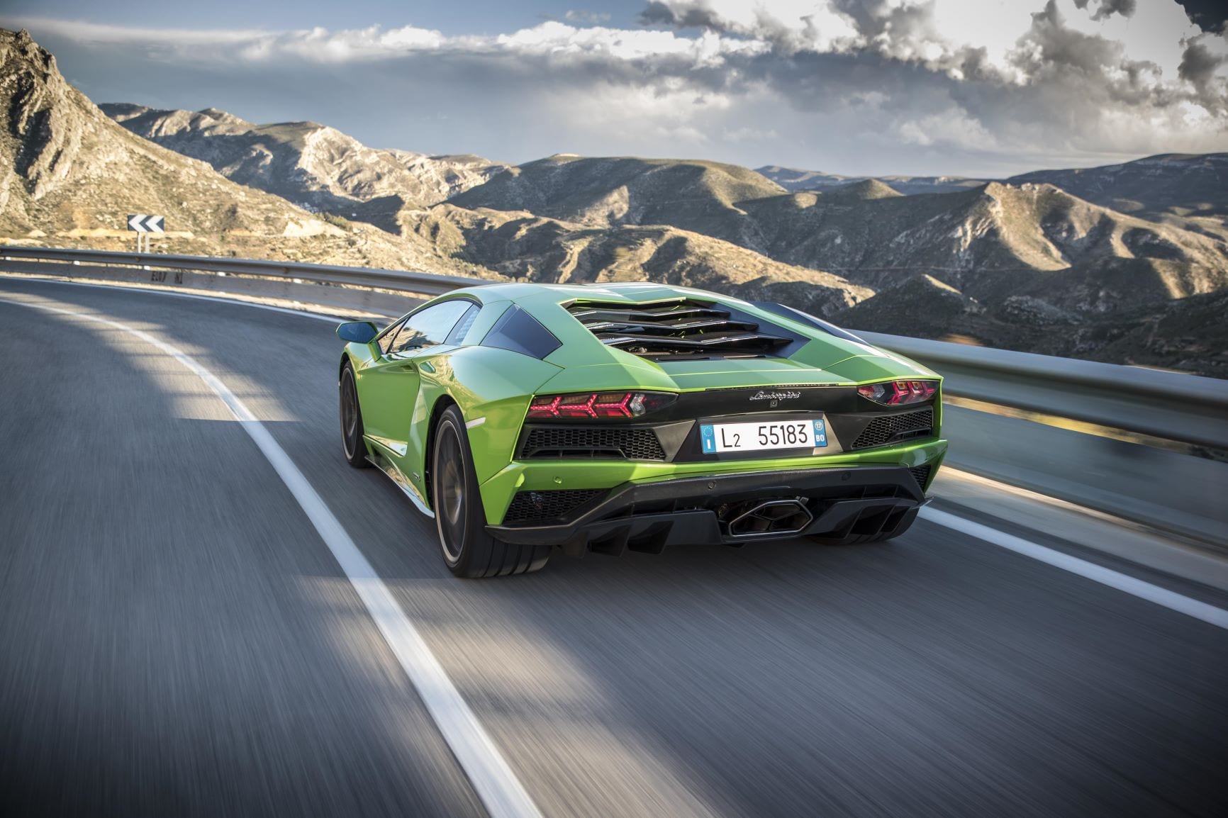 V12 Lambo