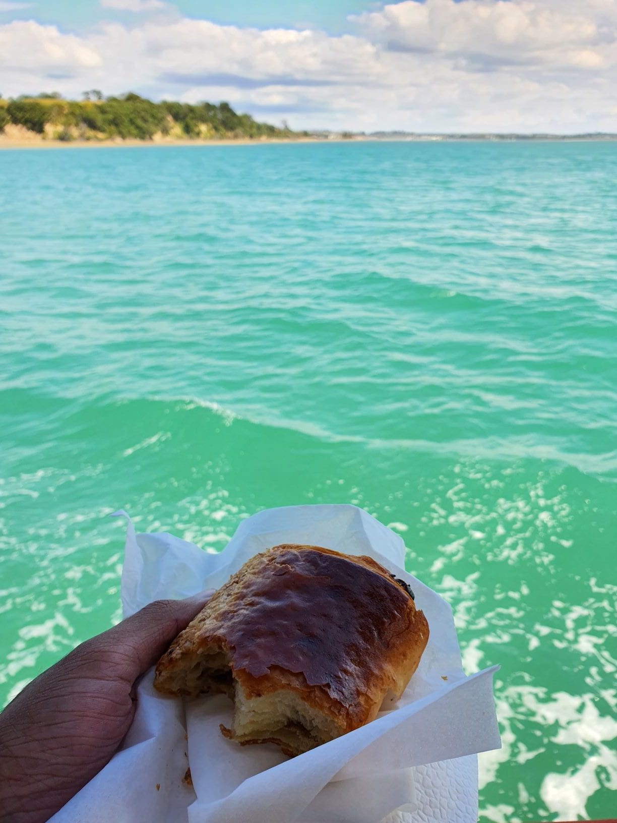 A Bisou pain au chocolat