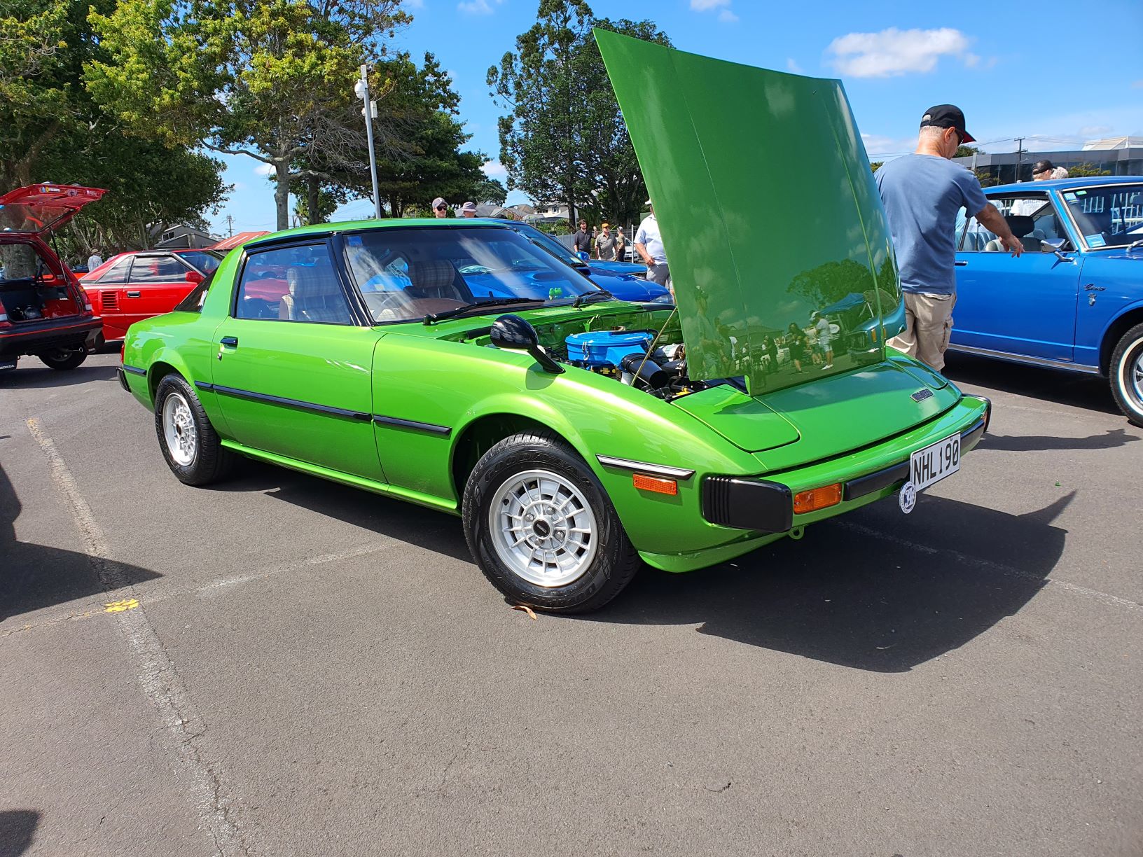 Green Mazda RX-7 Savannah