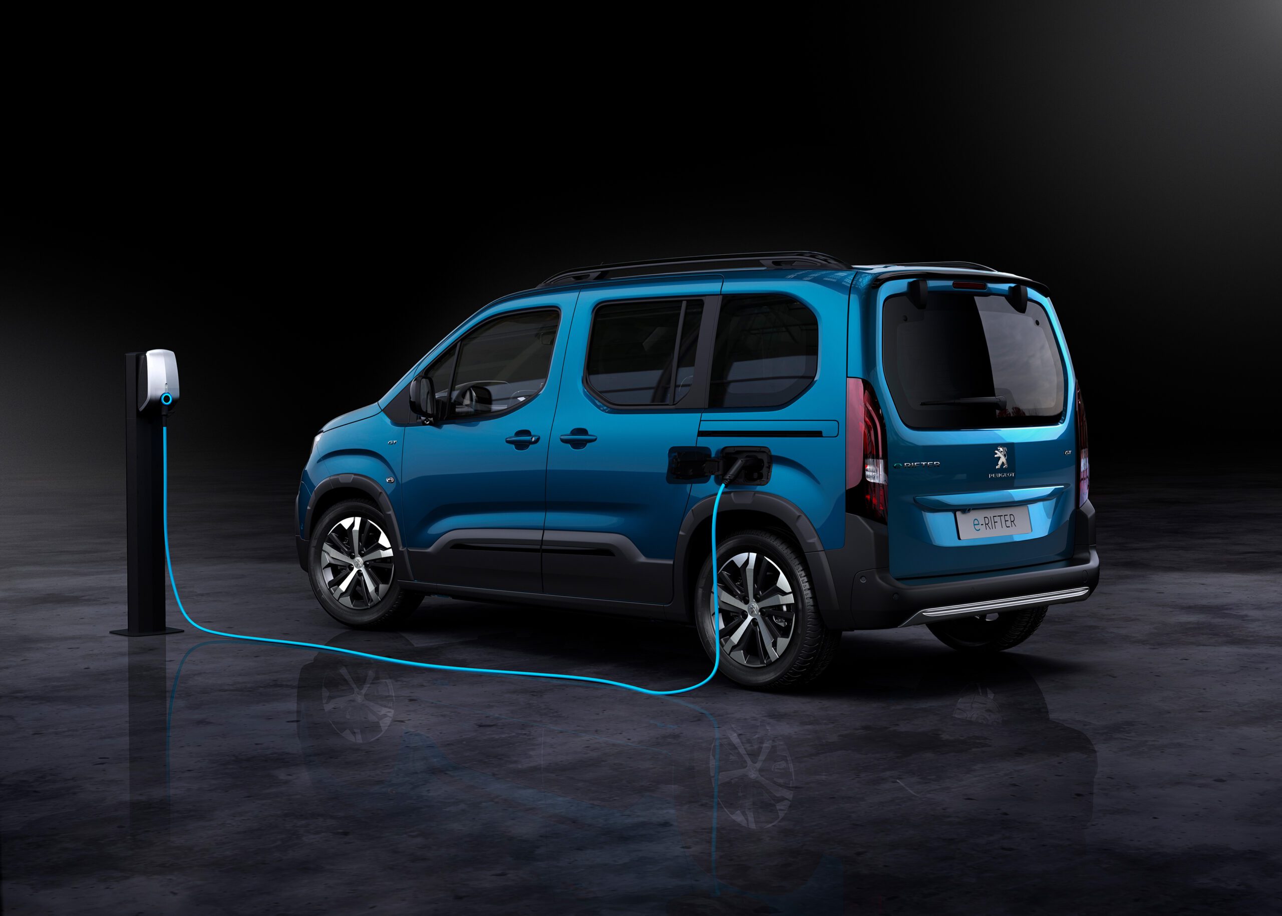 PEUGEOT eRIFTER
