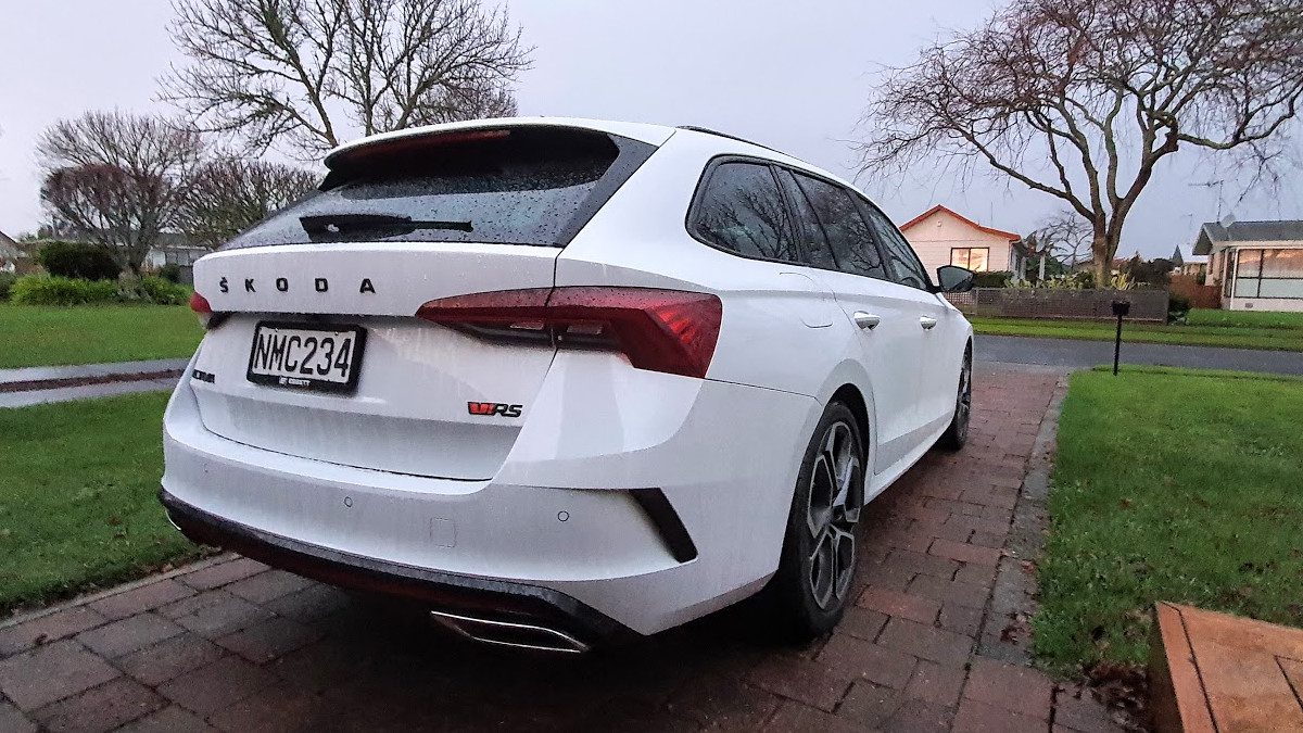 2021 SKODA Octavia RS wagon in white