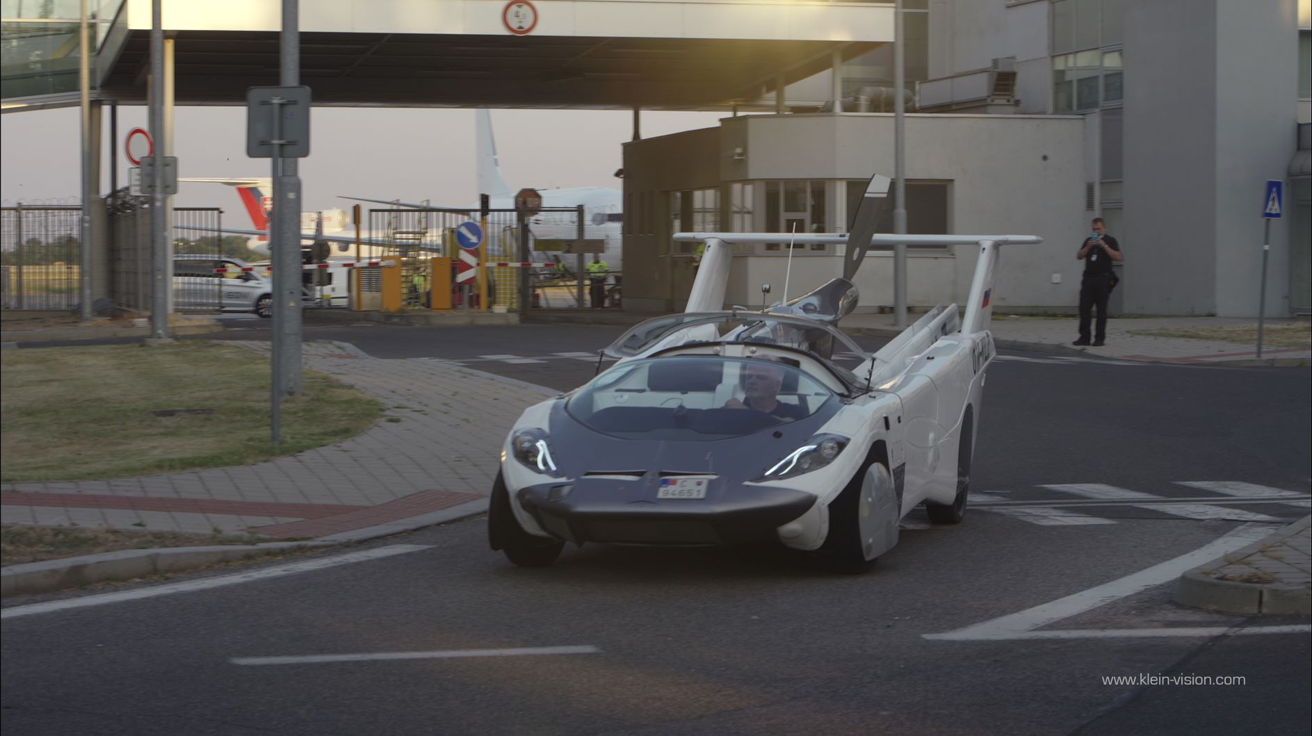 Aircar