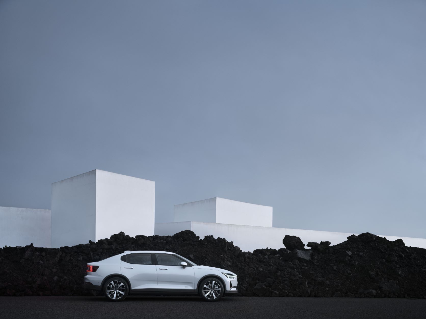 Side profile of the Polestar 2