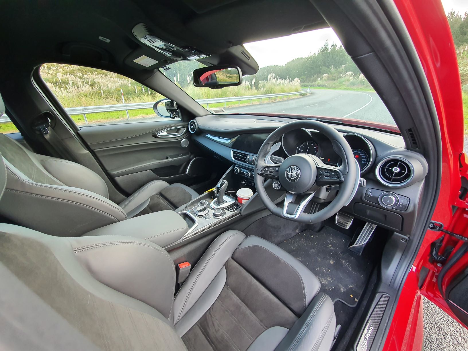 Interior of the Alfa Romeo Giulia Veloce Carbon