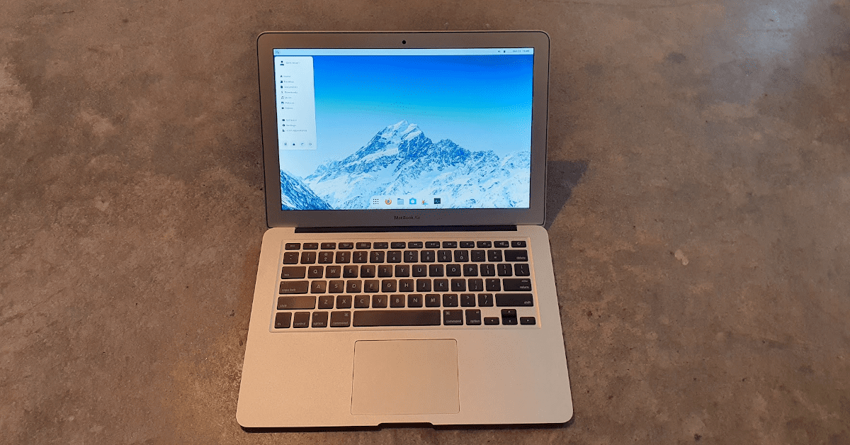 Zorin OS looking like MacOS