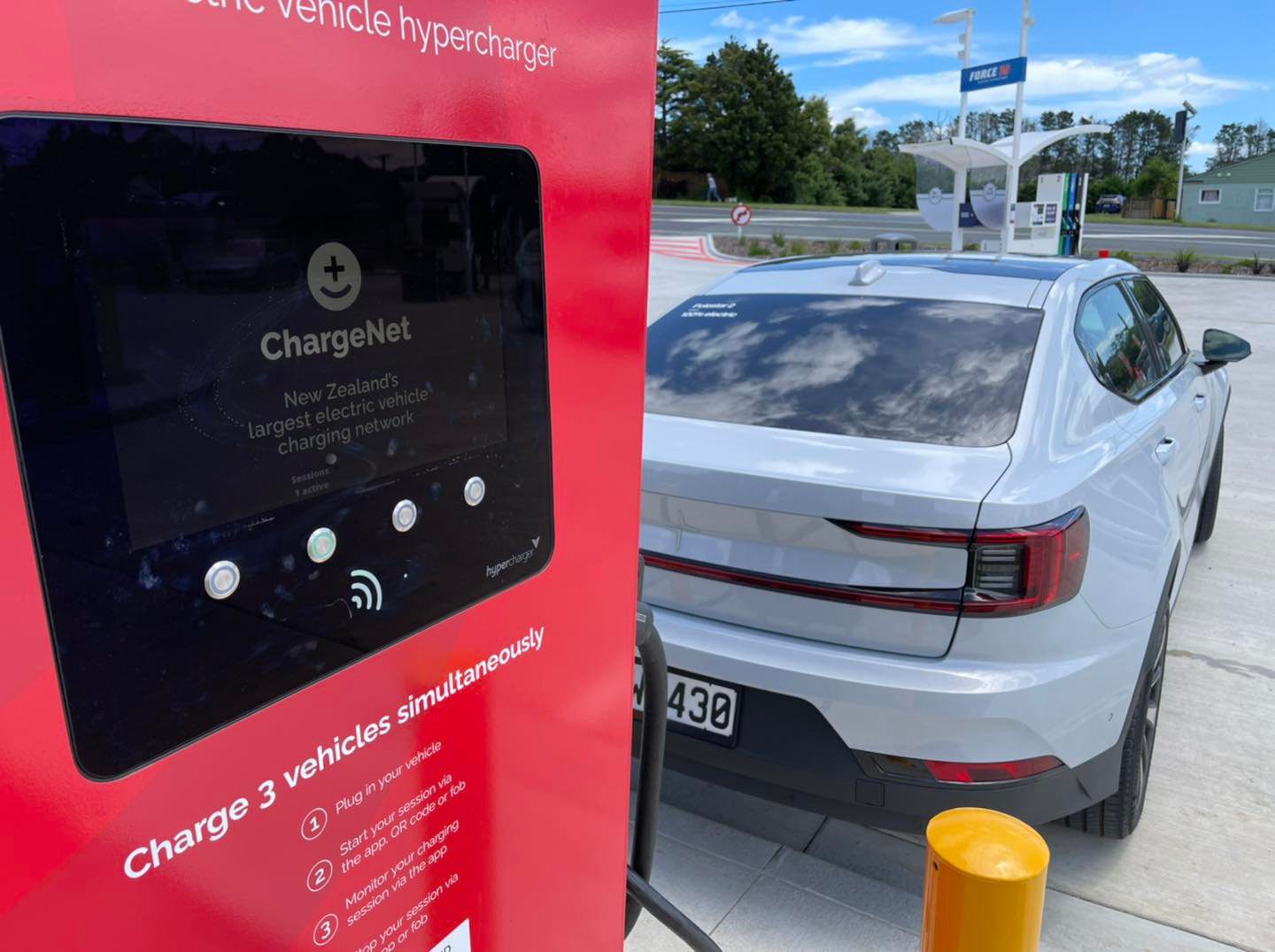 ChargeNet 300kW hypercharger Kaiwaka (1)