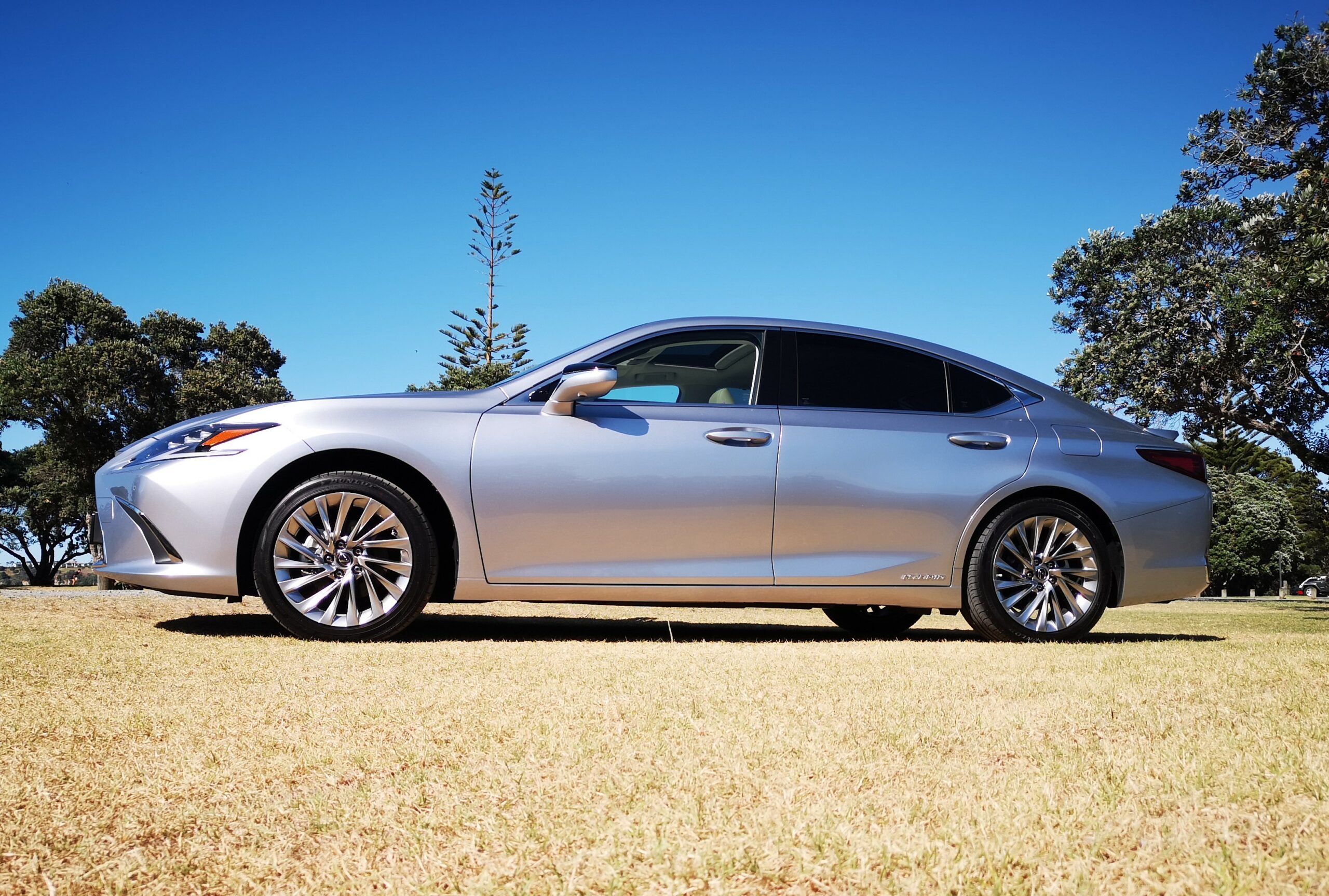 2022 Lexus ES300h review NZ