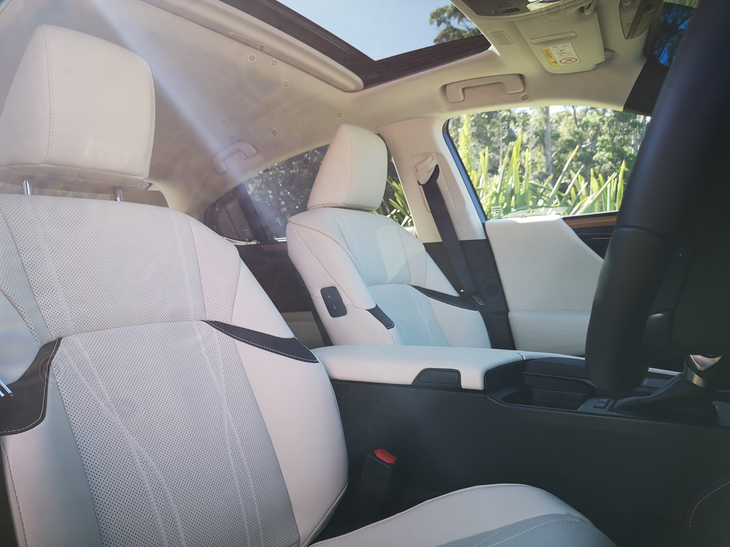 2022 Lexus ES300h review NZ