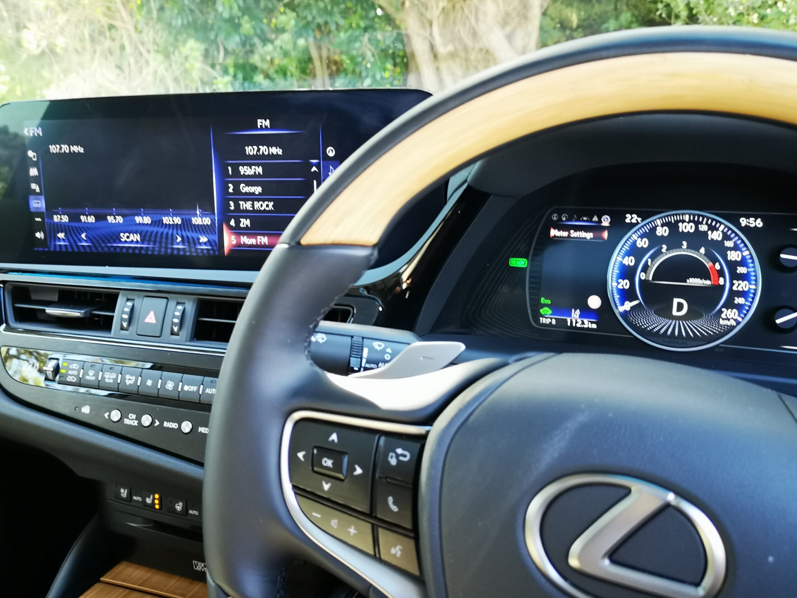2022 Lexus ES300h review NZ