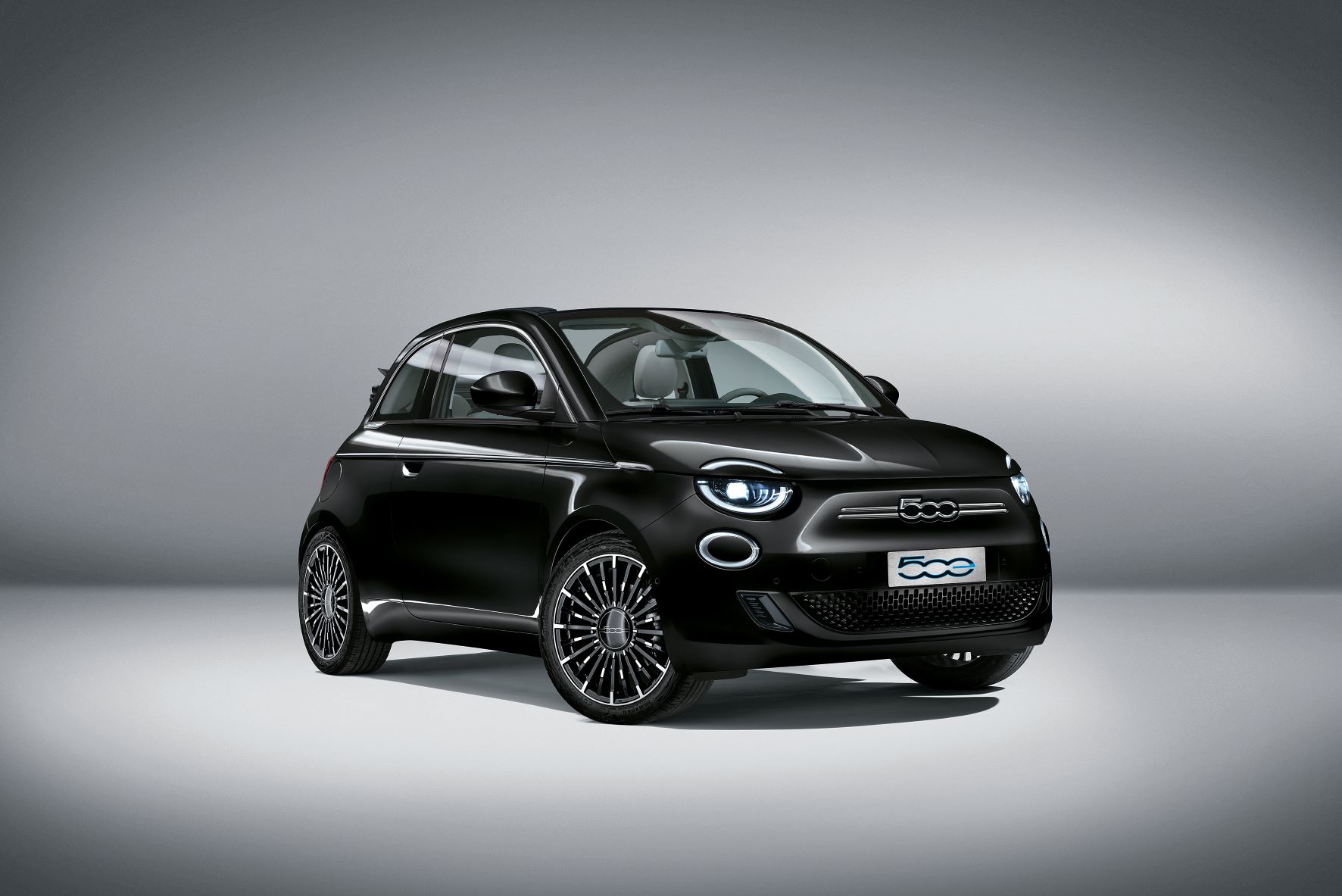 Front three quarters view of the new Fiat 500 La Prima by Bocelli