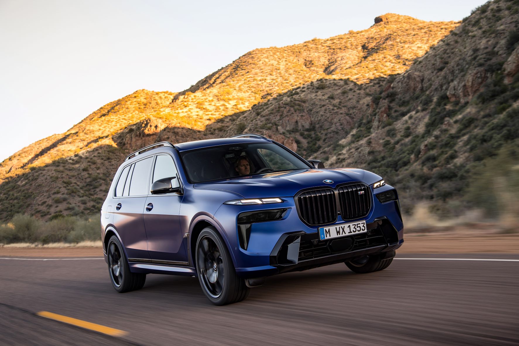 Front three quarters shot of the new BMW X7