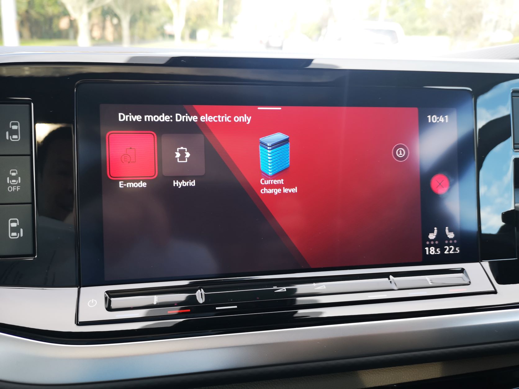 VW T7 PHEV Multivan review NZ