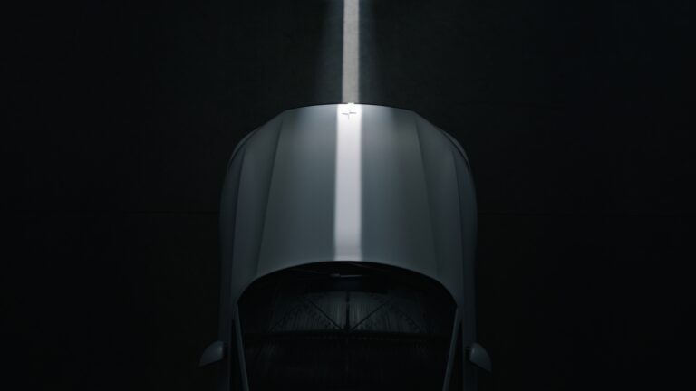 Front end of a Polestar 1 as seen from above