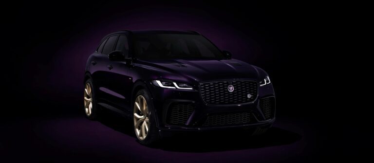 Front three quarters view of the Jaguar F-Pace SVR SV Bespoke Edition 1988