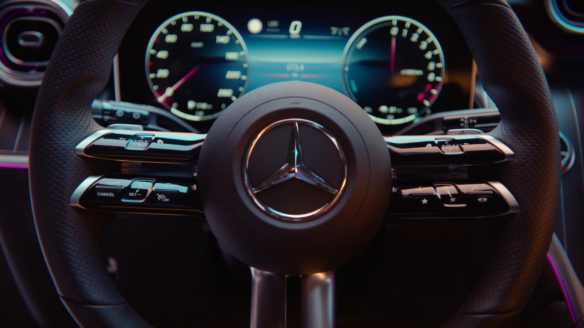2023 Mercedes-Benz GLC