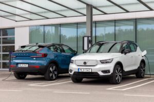 Volvo C40 and XC40 Recharge EVs side by side