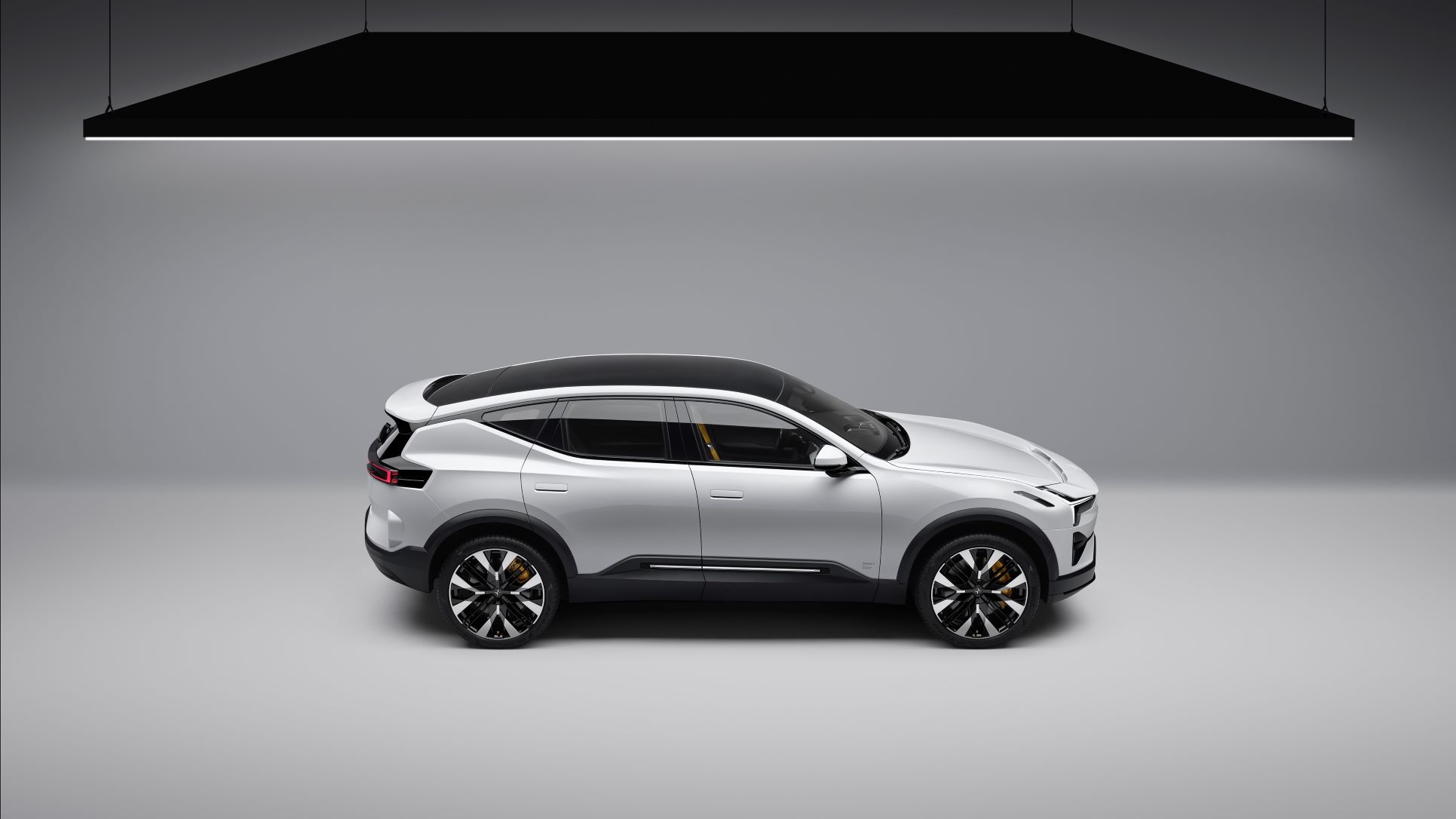 Polestar 3 SUV side view