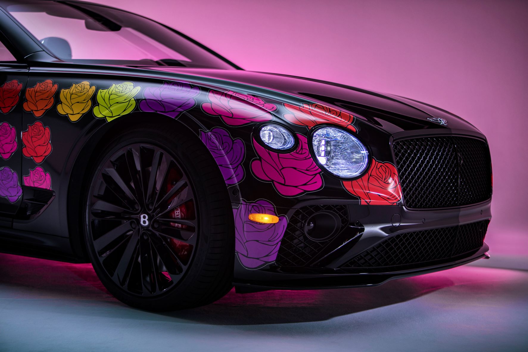 Front three quarters view of the Bentley Continental GT Speed convertible one-off made for the SagerStrong Foundation