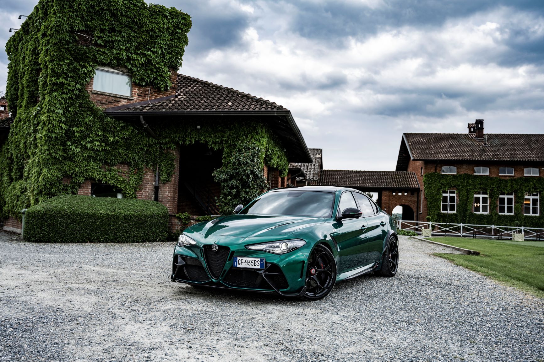 Front three quarters view of an Alfa Romeo Giulia GTAm in green