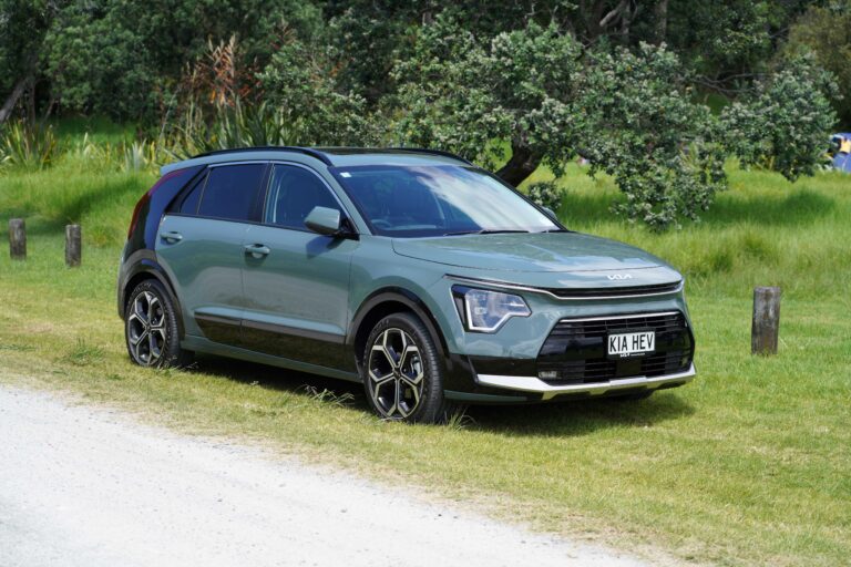 2023 Kia Niro HEV GT line review NZ