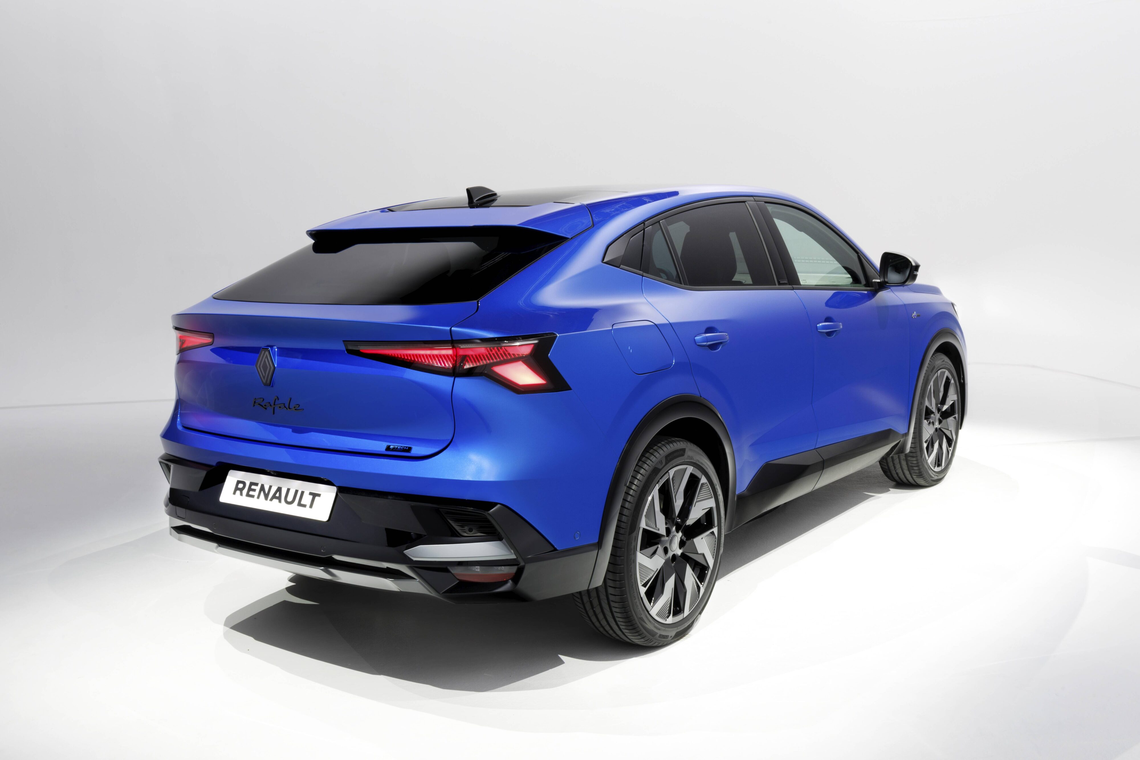 Rear three quarters view of the Renault Rafale in Alpine Blue