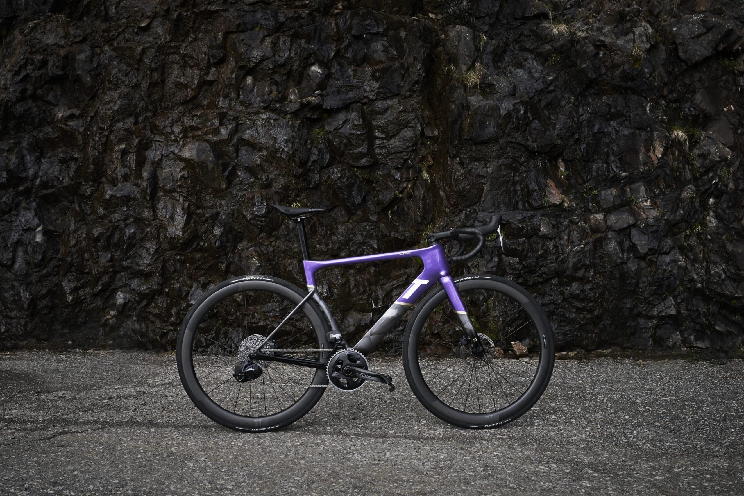 Automobili Lamborghini x 3T bicycle in purple