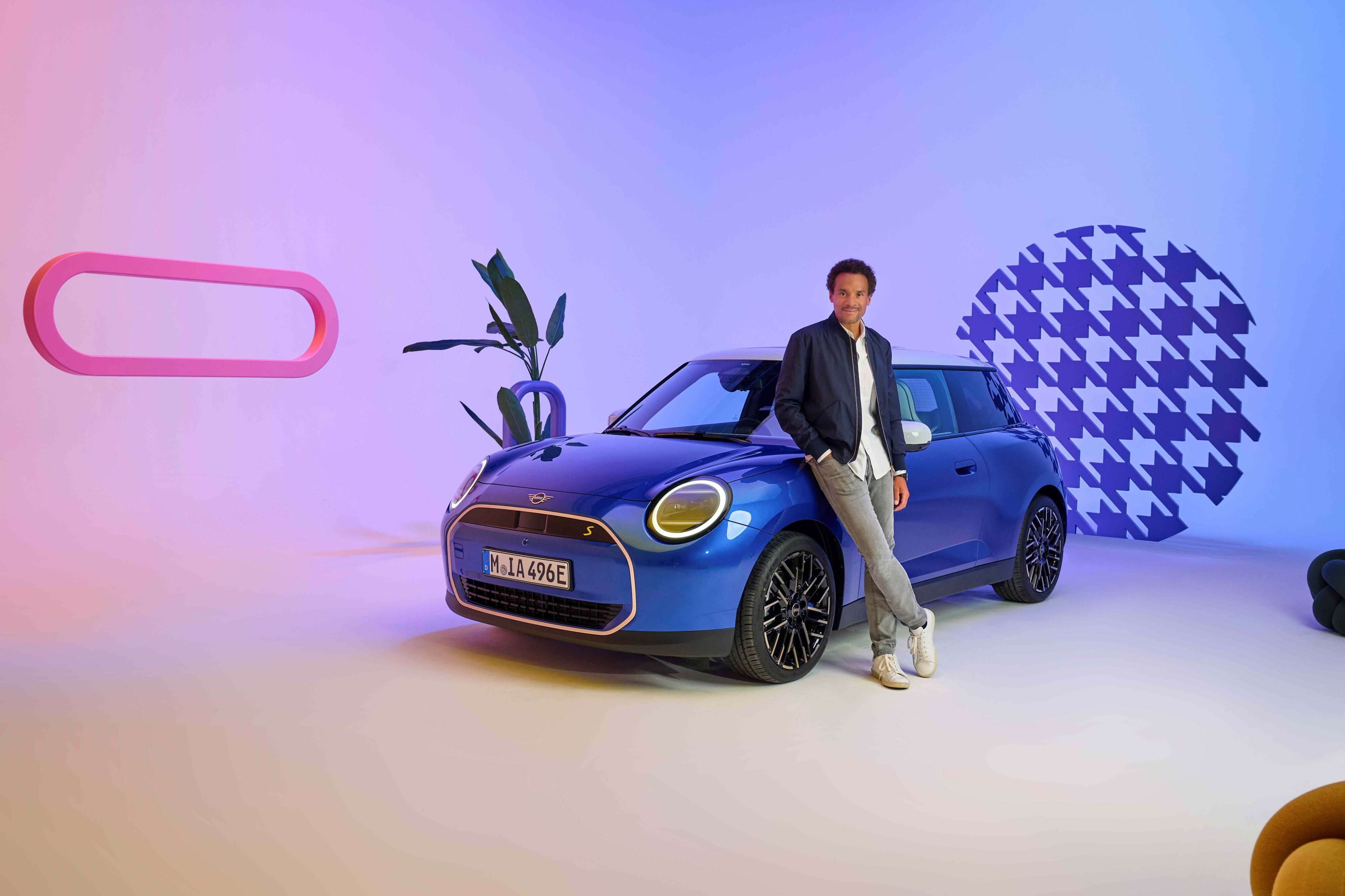 the new all-electric MINI Cooper