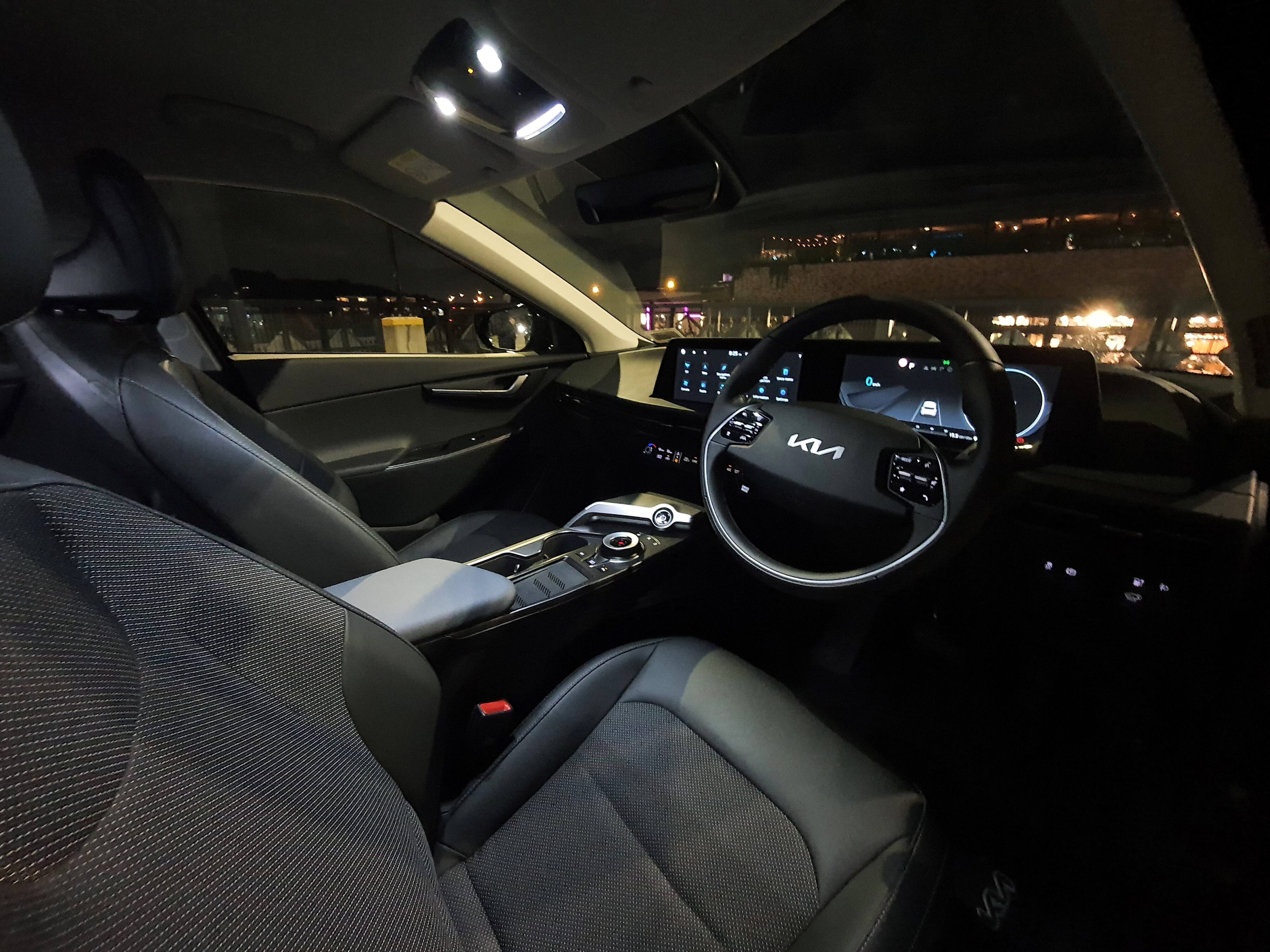 Interior view of a 2023 Kia EV6 Air Long Range.