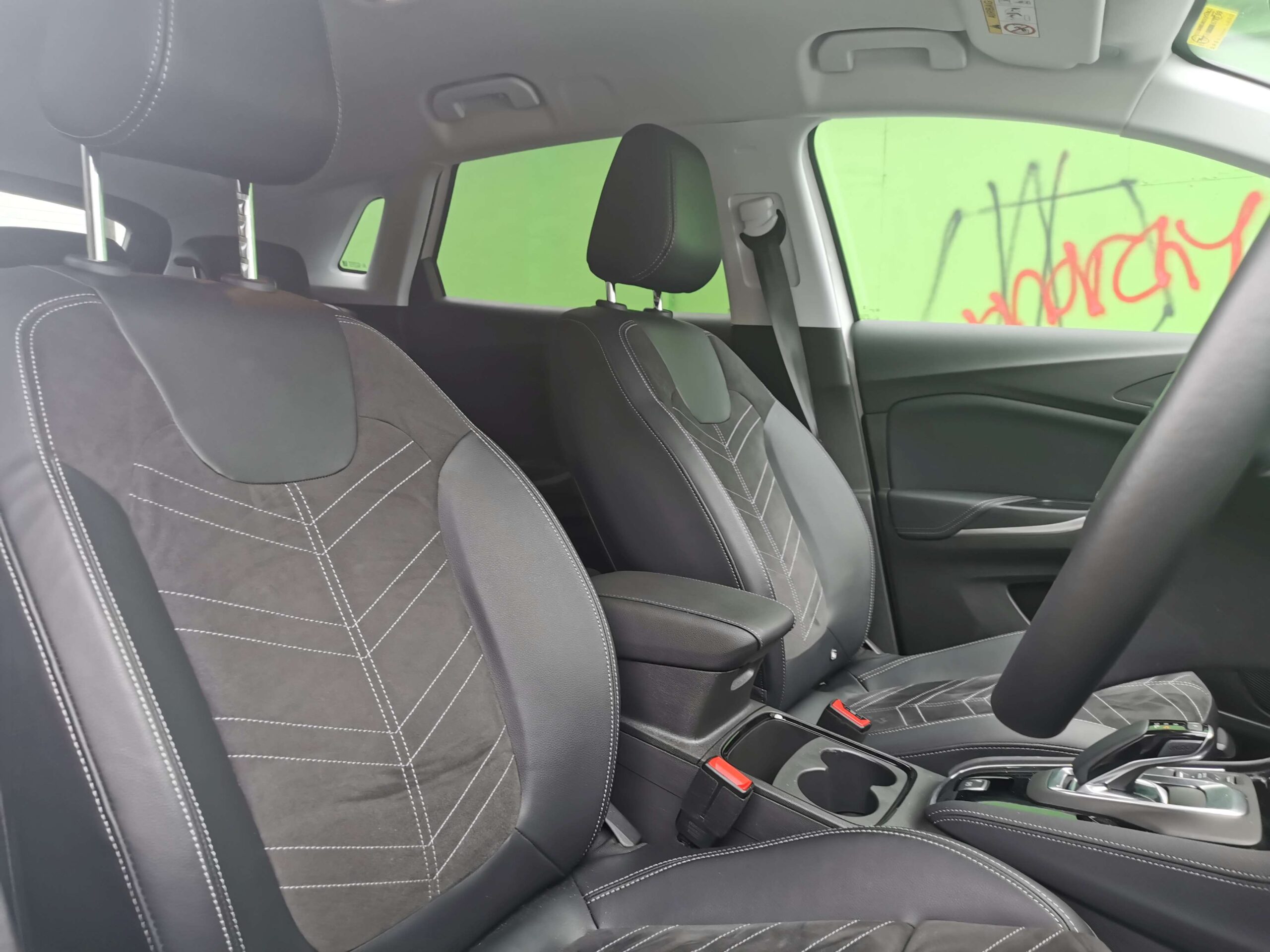Opel Grandland PHEV review