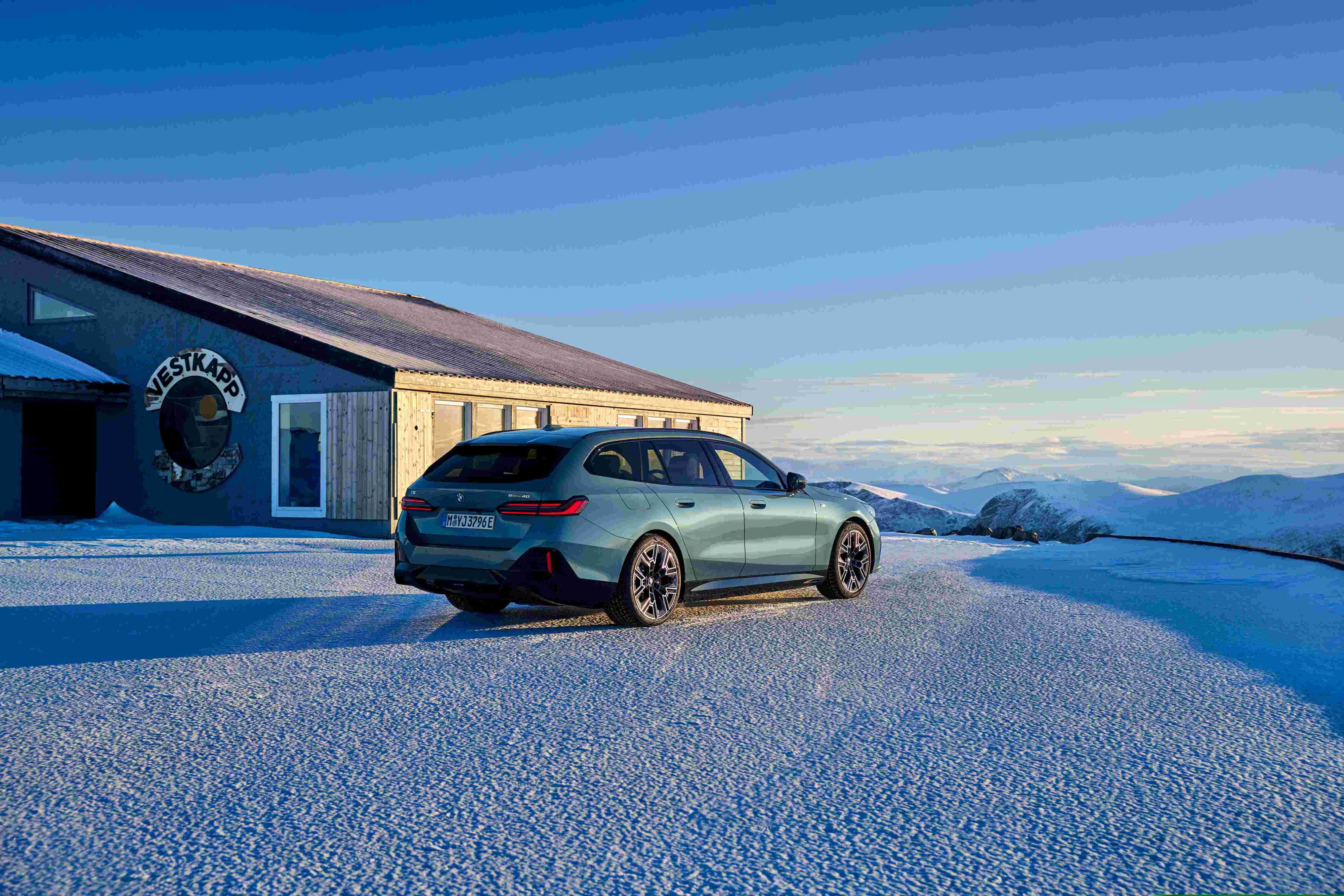 BMW i5 Touring xDrive NZ