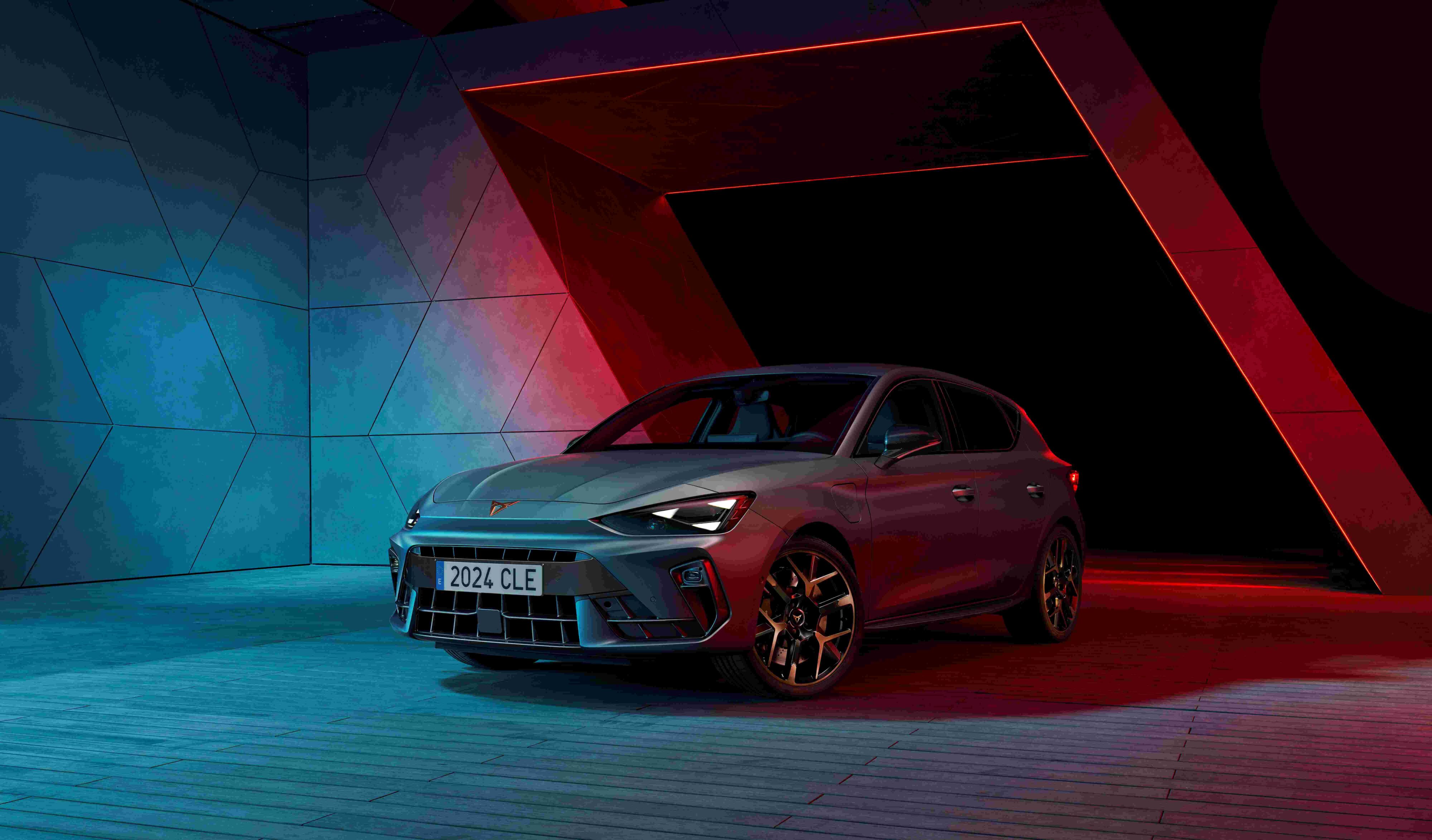 CUPRA unveils the new Formentor and Leon