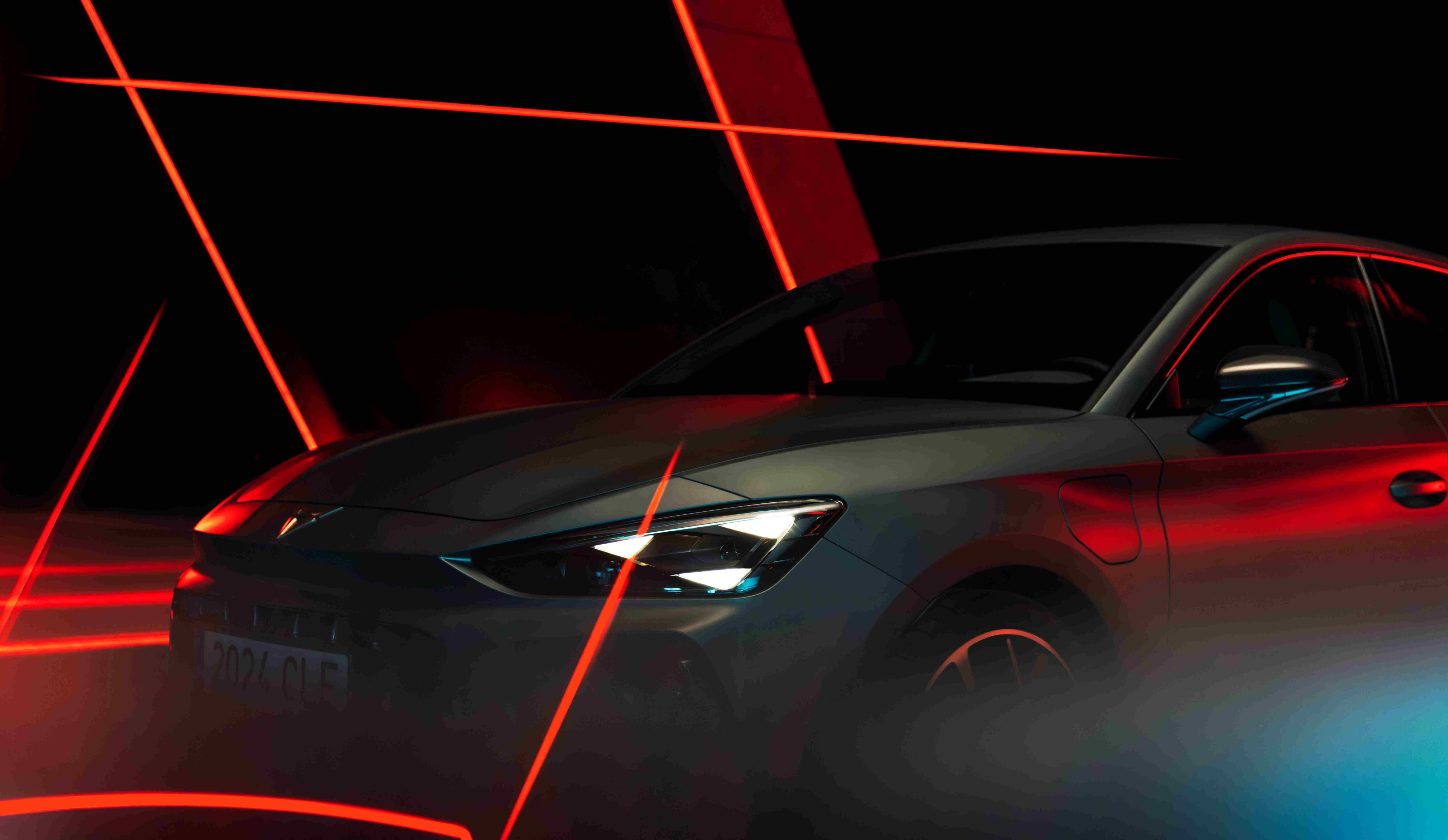 CUPRA unveils the new Formentor and Leon