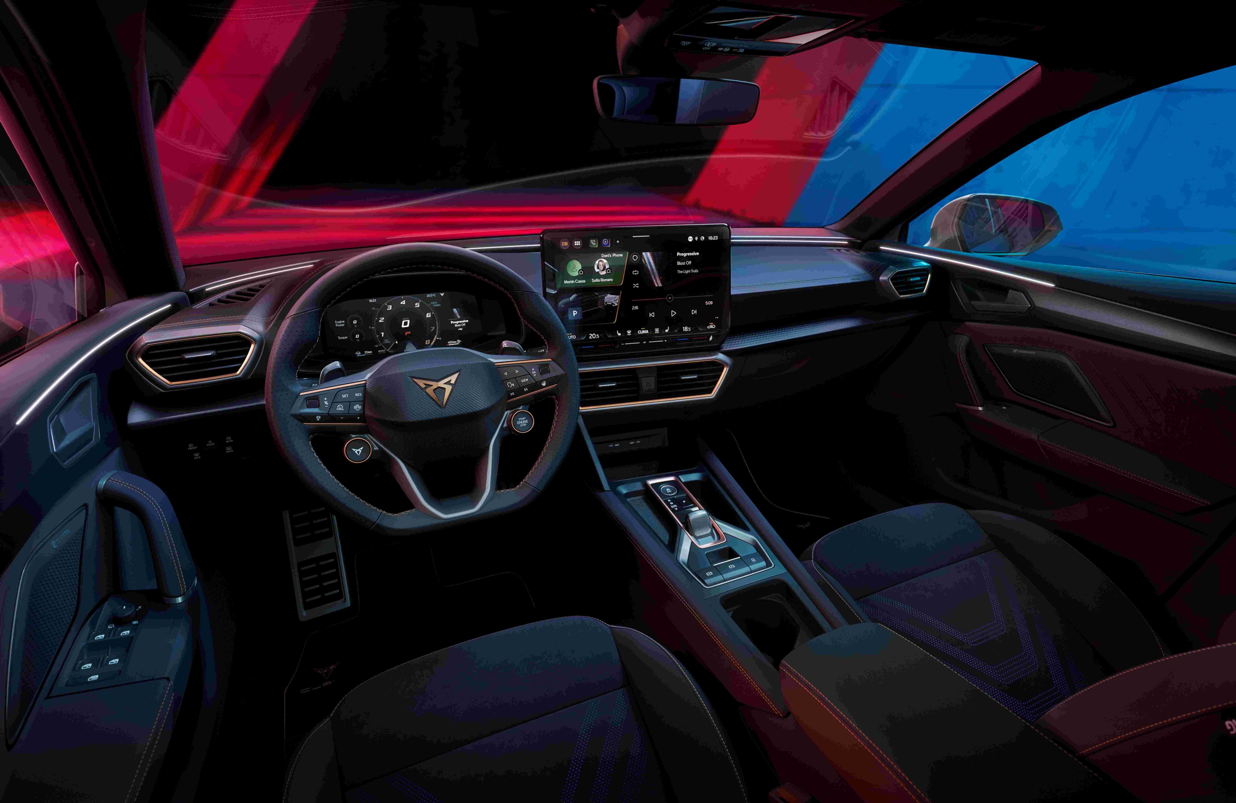 CUPRA unveils the new Formentor and Leon