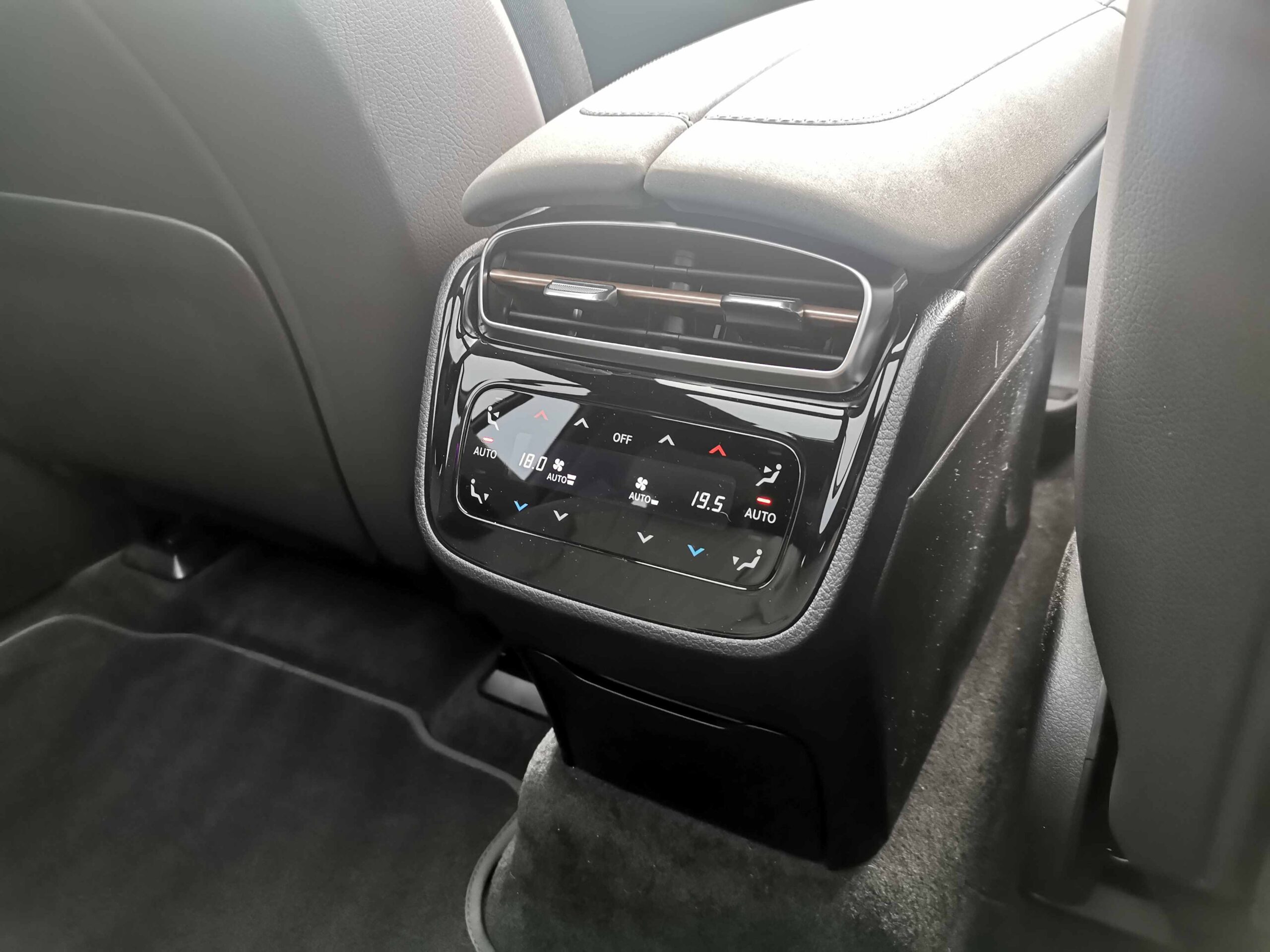 Mercedes-Benz EQS SUV review NZ