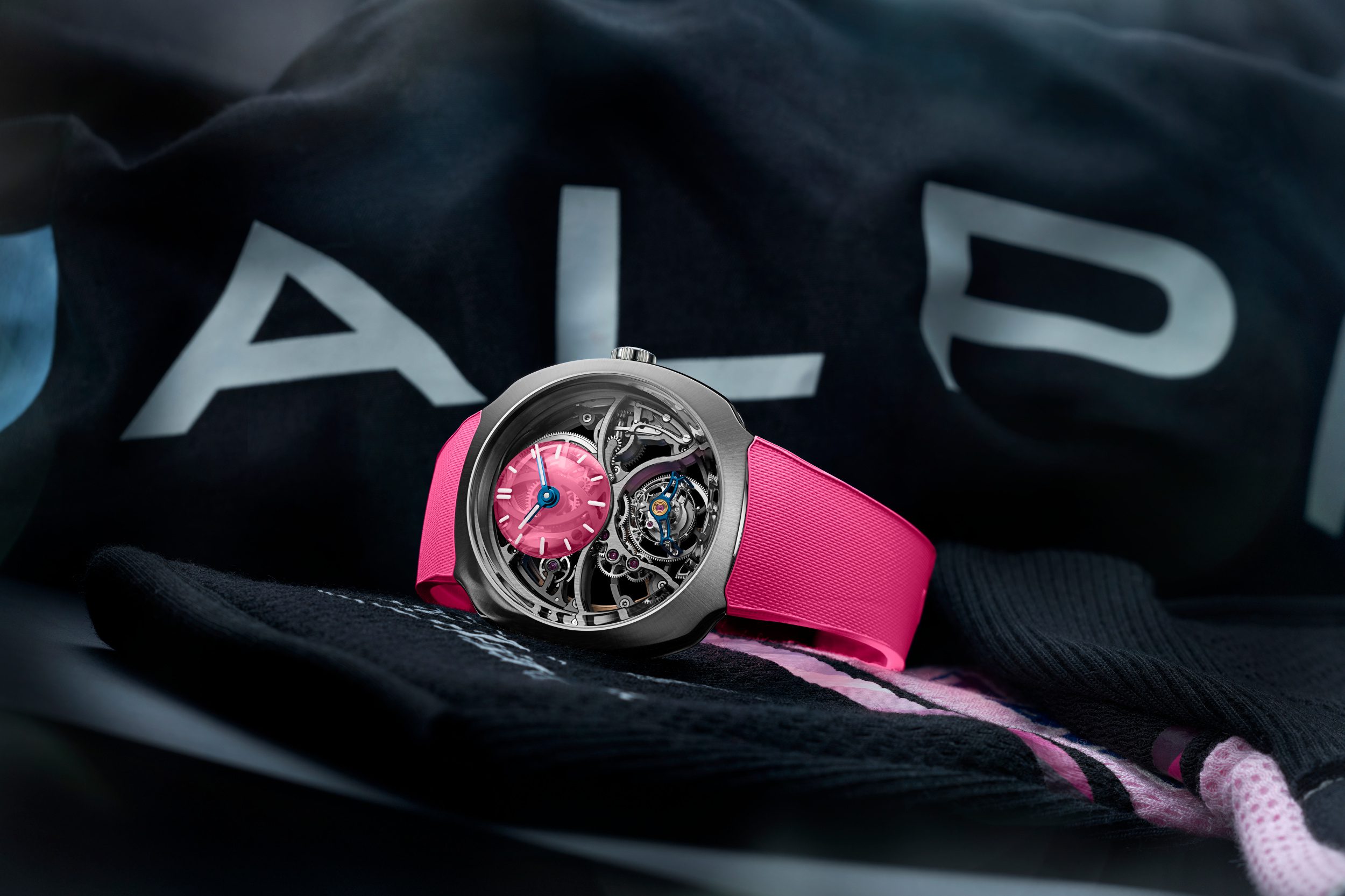 A photo of the H.Moser & Cie Streamliner Cylindrical Tourbillon for Alpine F1 Team.