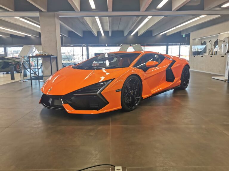 Lamborghini Revuelto reveal NZ