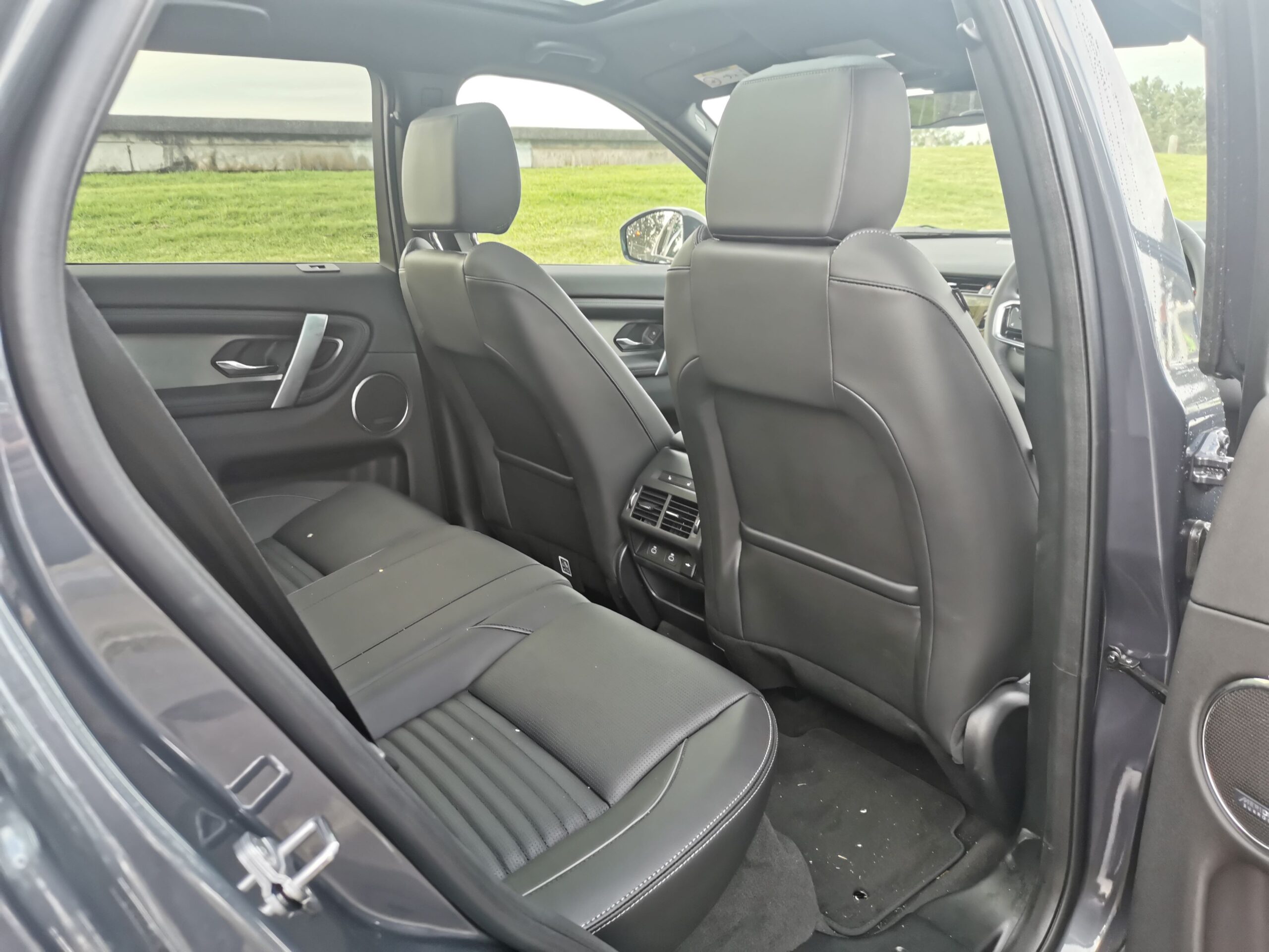 2024 Discovery Sport P250 Review