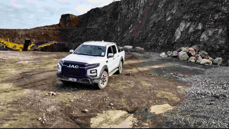 JAC T9 Ute NZ