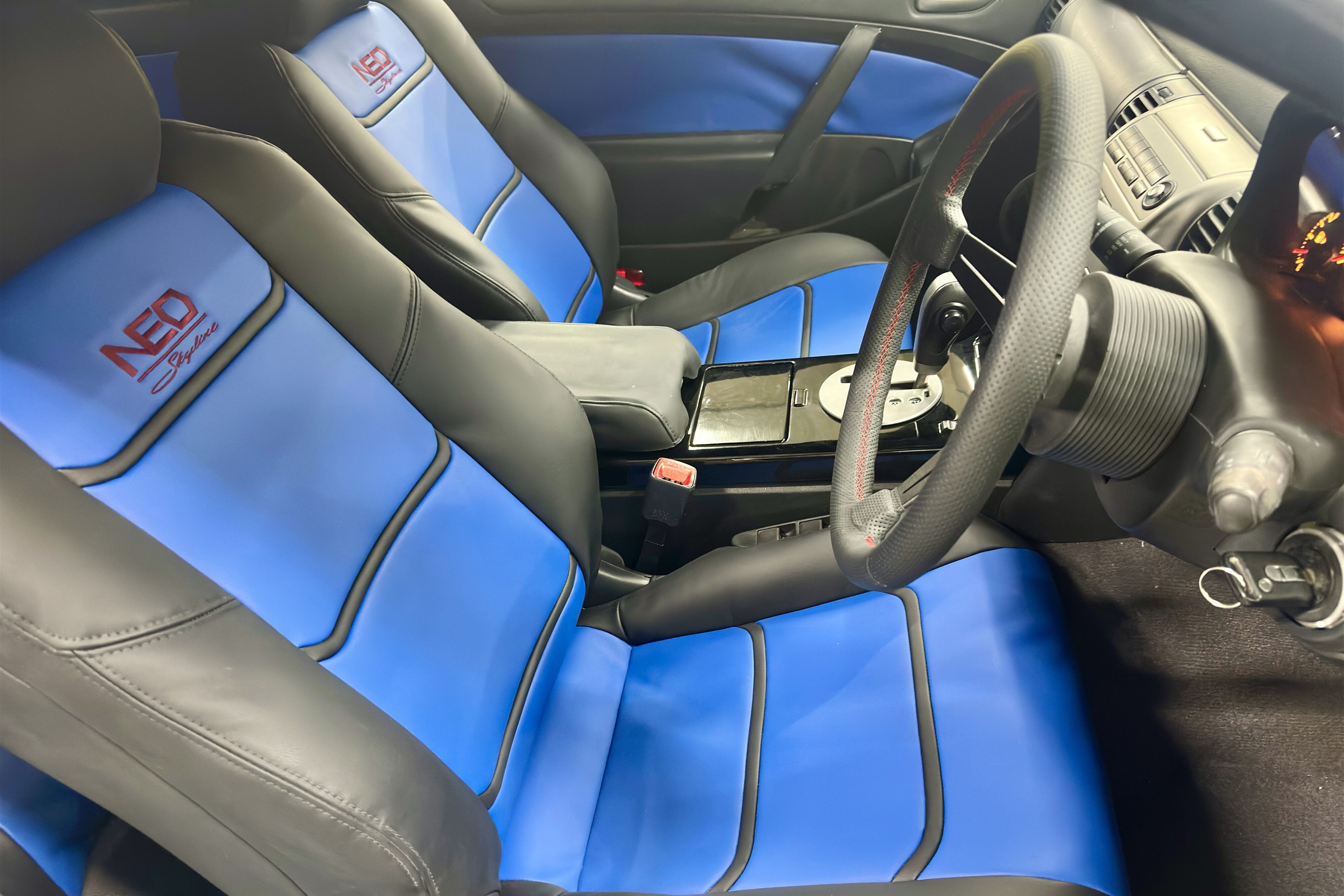 Nissan showcases College Students Concepts at Tokyo Car Salon