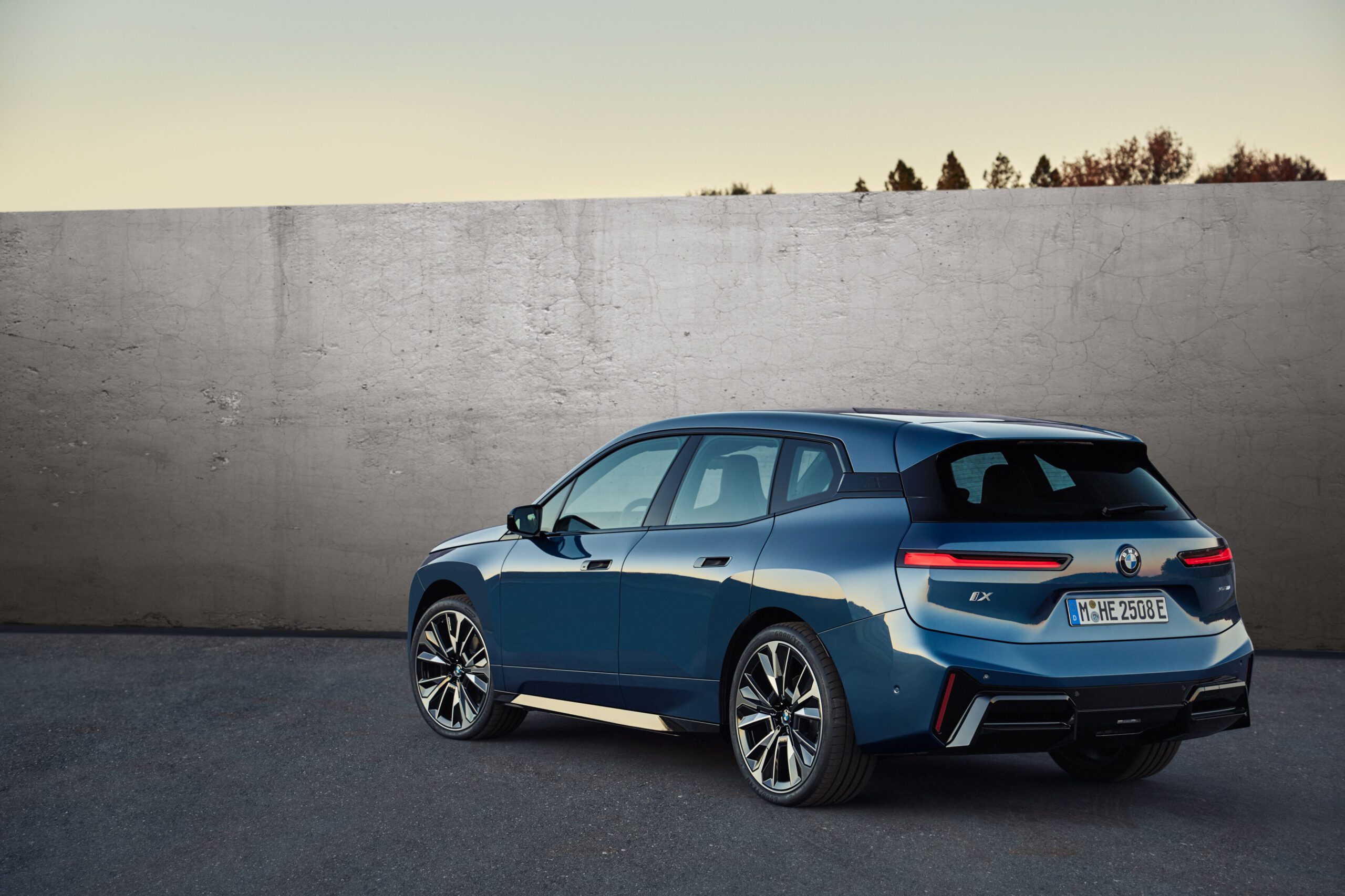 New BMW iX
