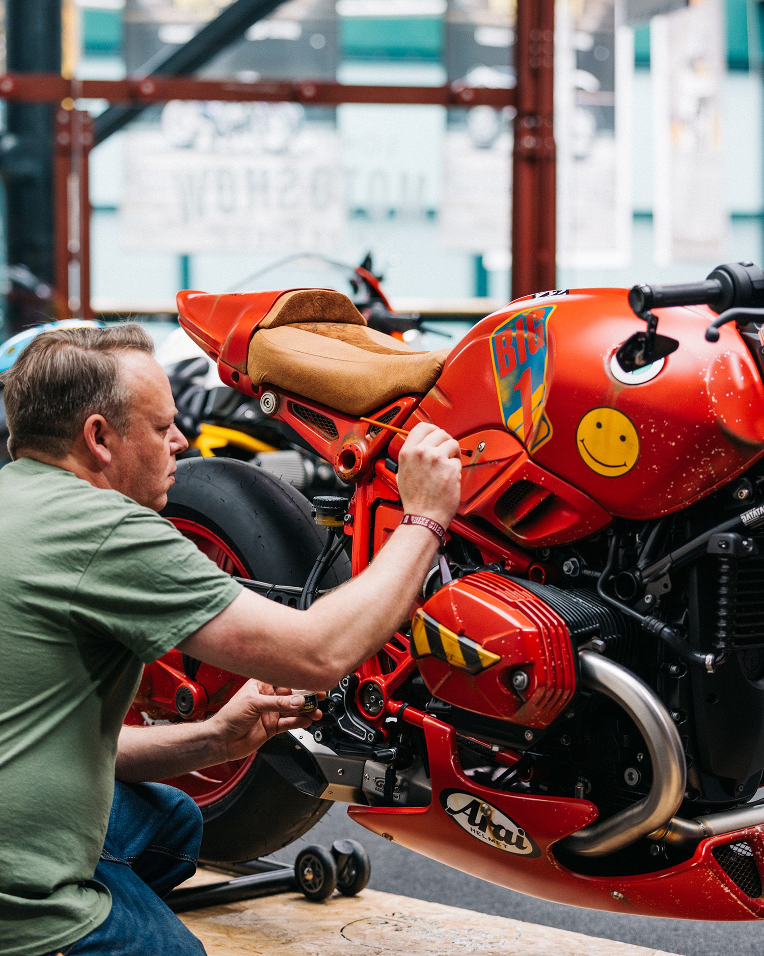 Neo-Tokyo meets Bavarian Steel: I want this BMW R nineT Inspired by Akira